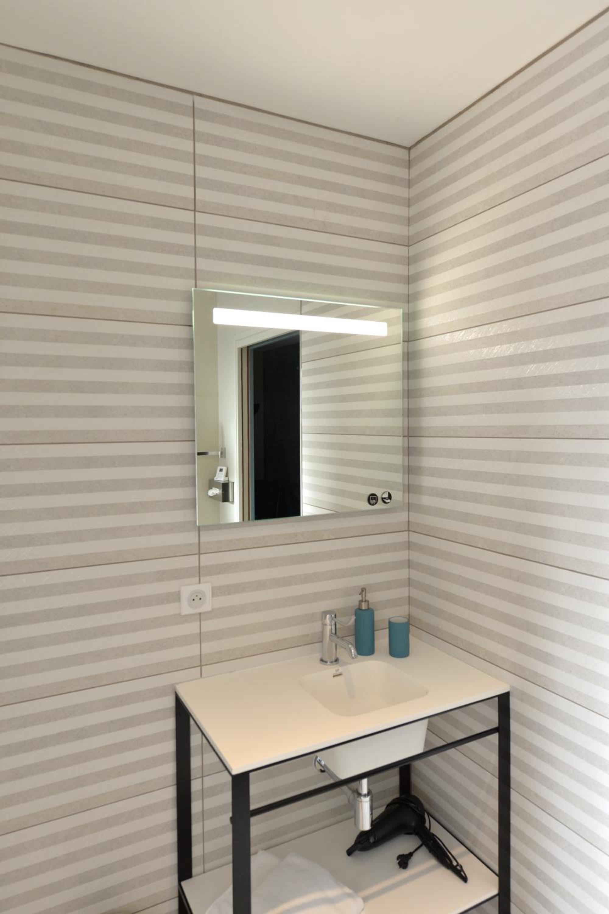 Double or Twin Room with Garden View