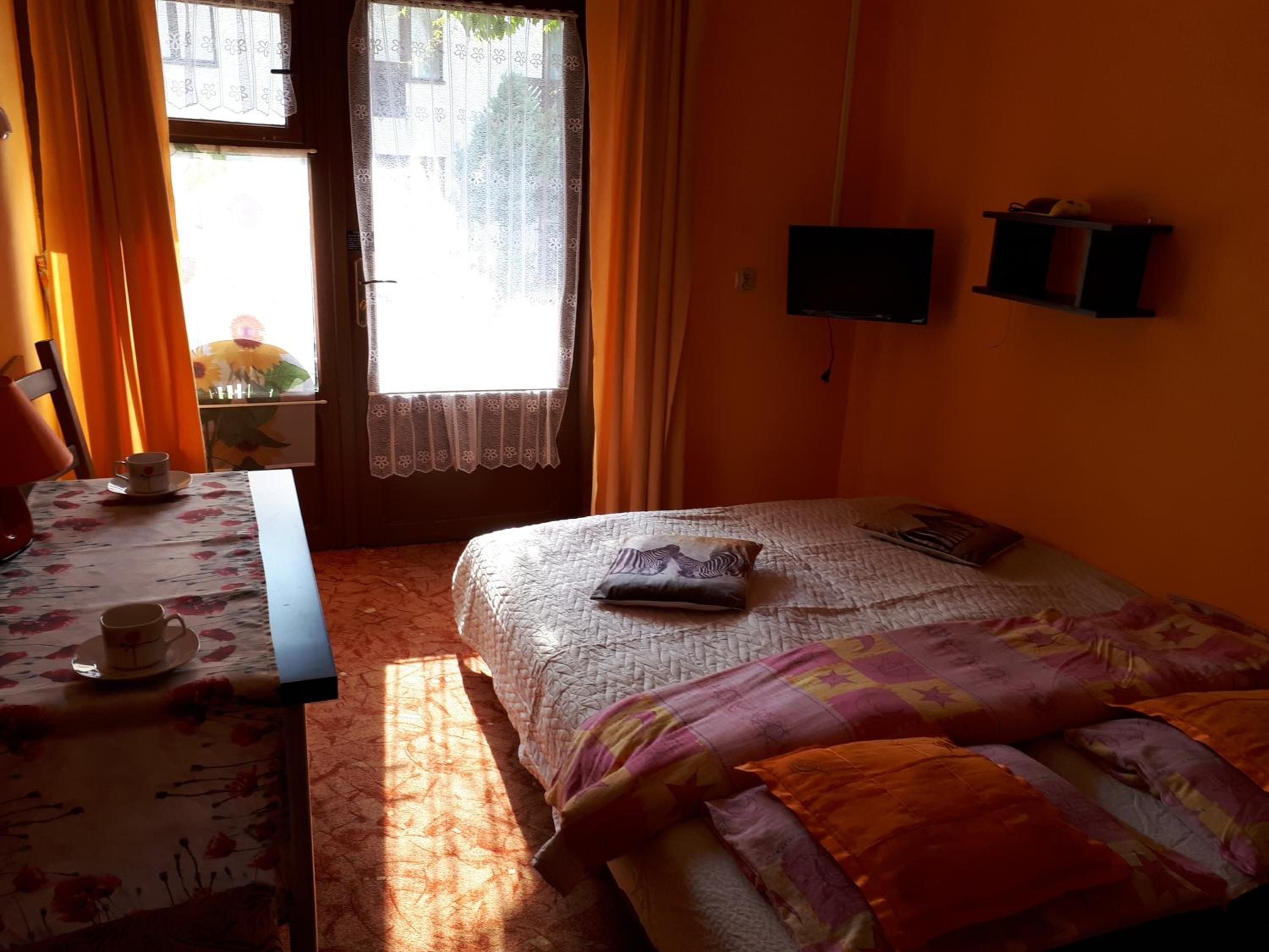 Small Double Room photo 3