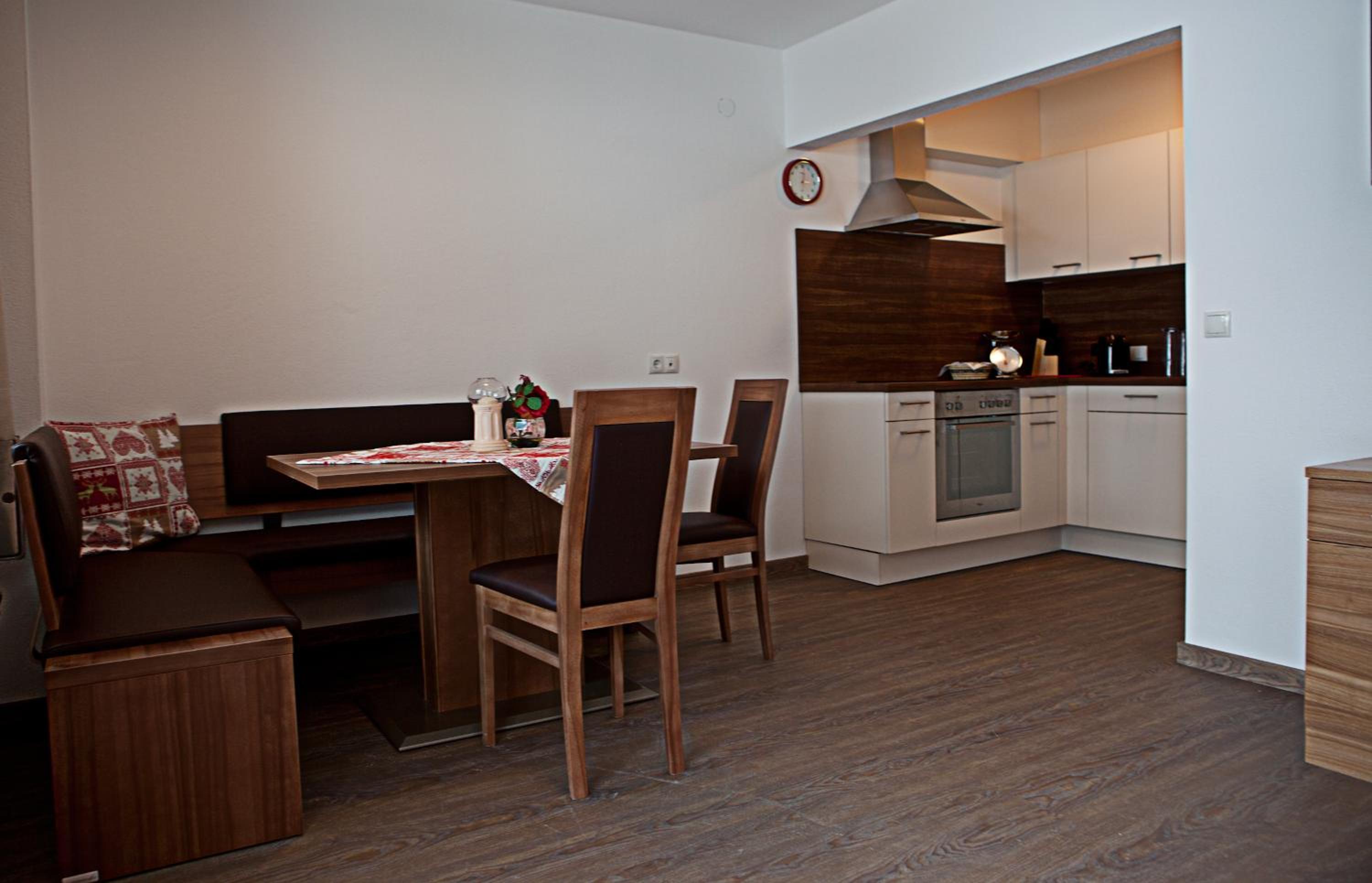 Two-Bedroom Apartment with Terrace photo 2