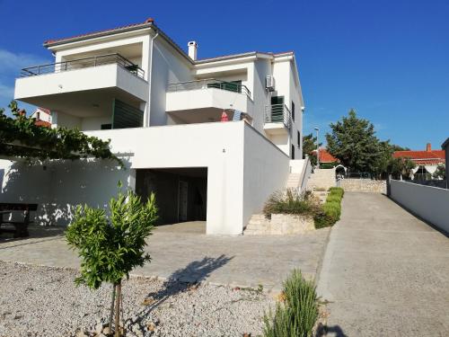 Apartment with Sea View photo 2