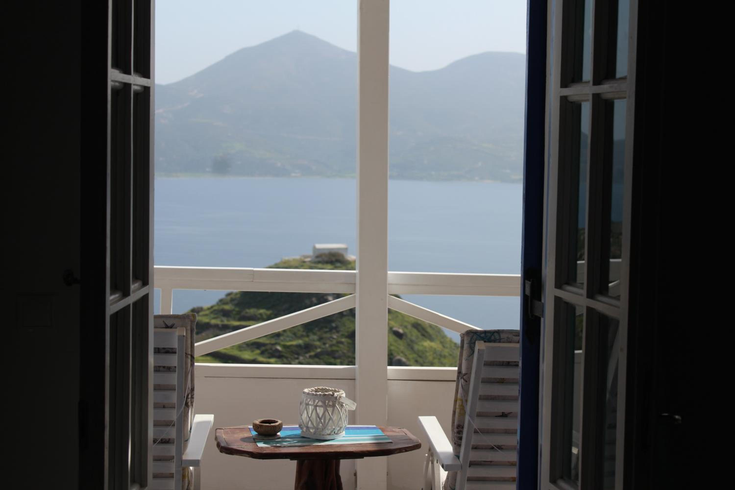 Superior Studio with Panoramic Sea View - Photo 7
