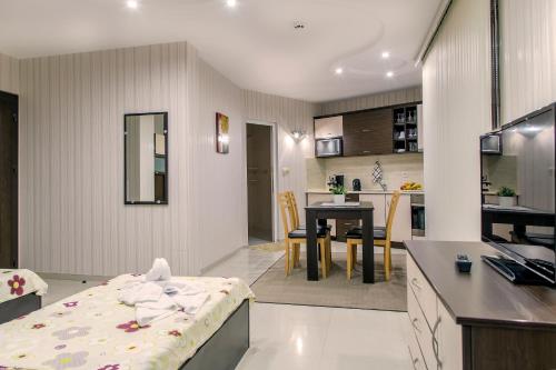Studio Apartment with Sea View photo 1