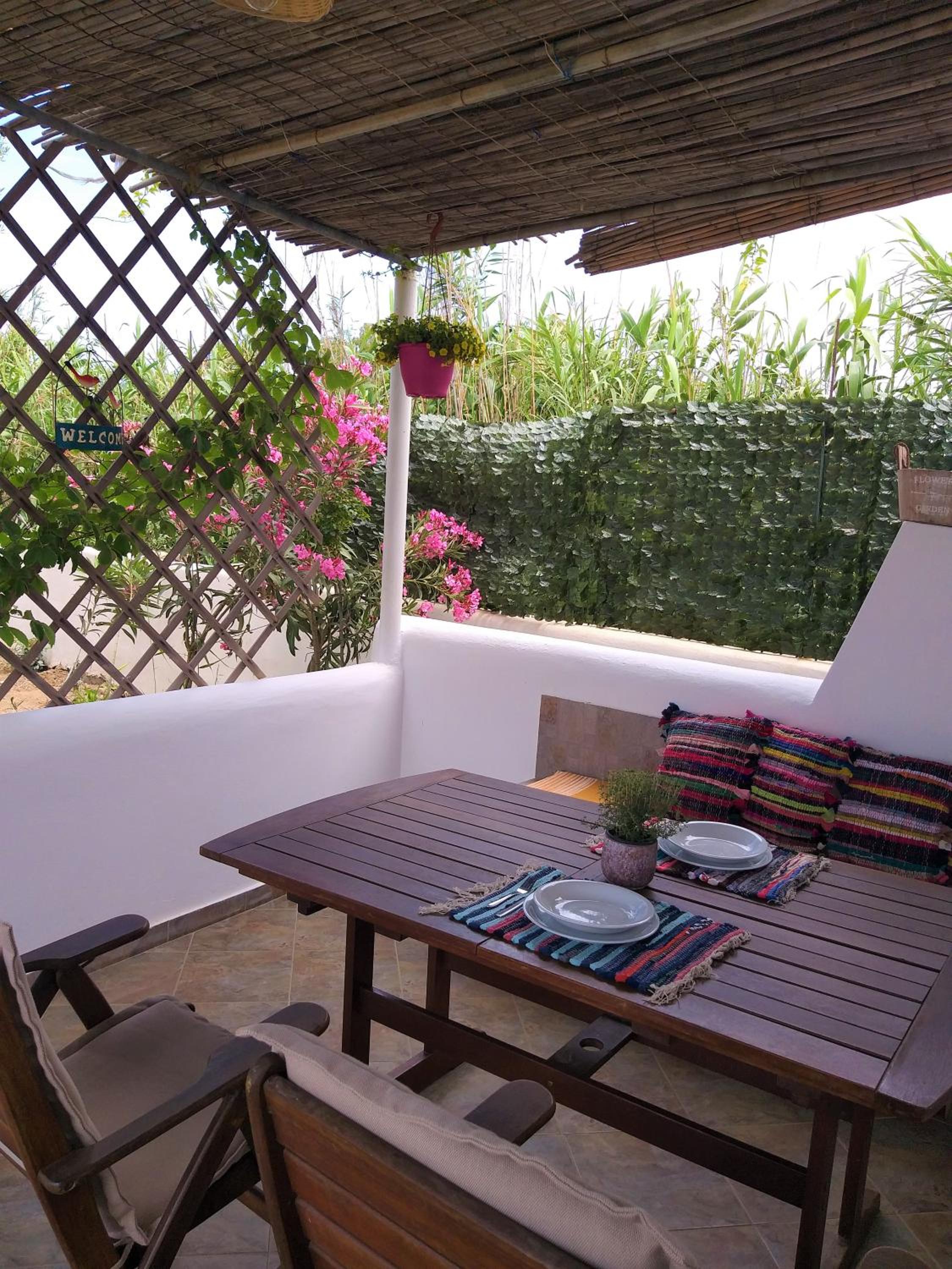 Apartment with Garden View