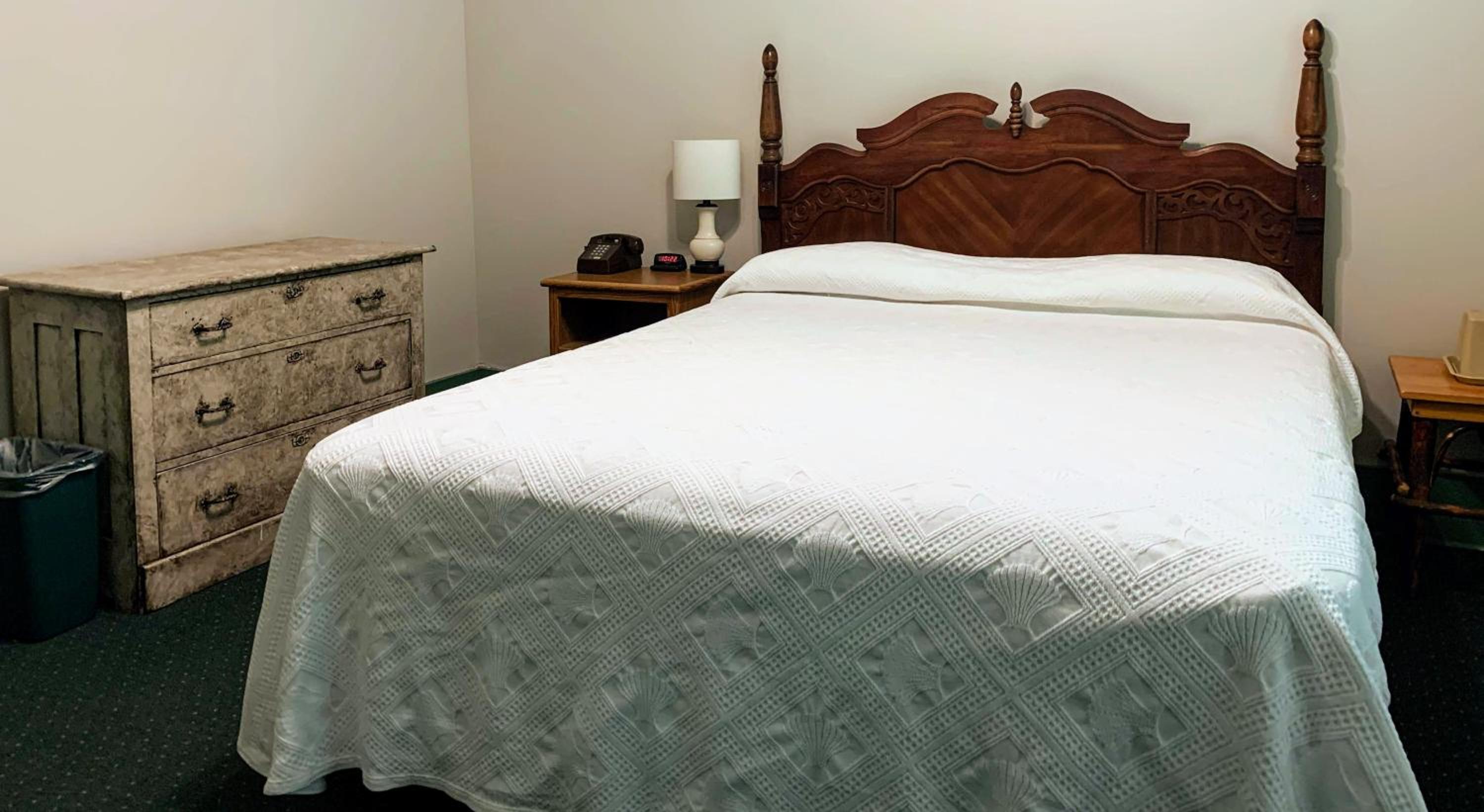Queen Room