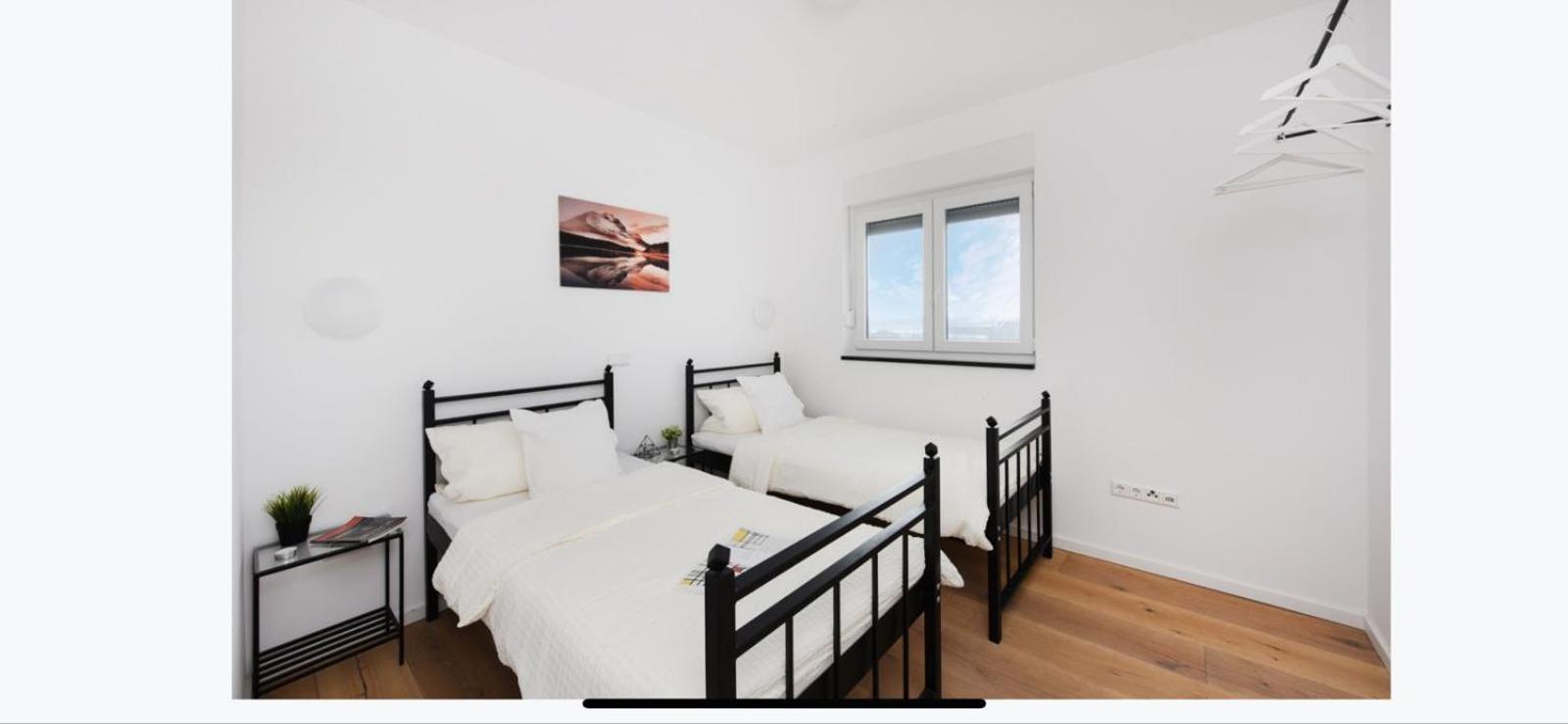 Apartment - Ground Floor photo 2
