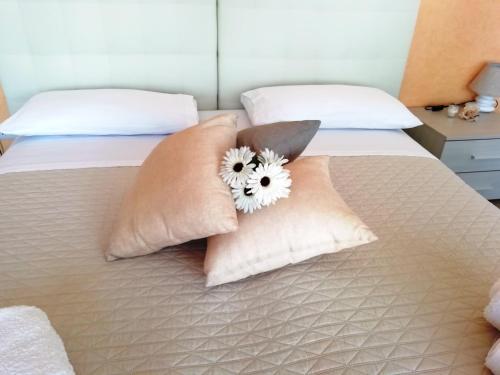 Double or Twin Room with Private Bathroom photo 3