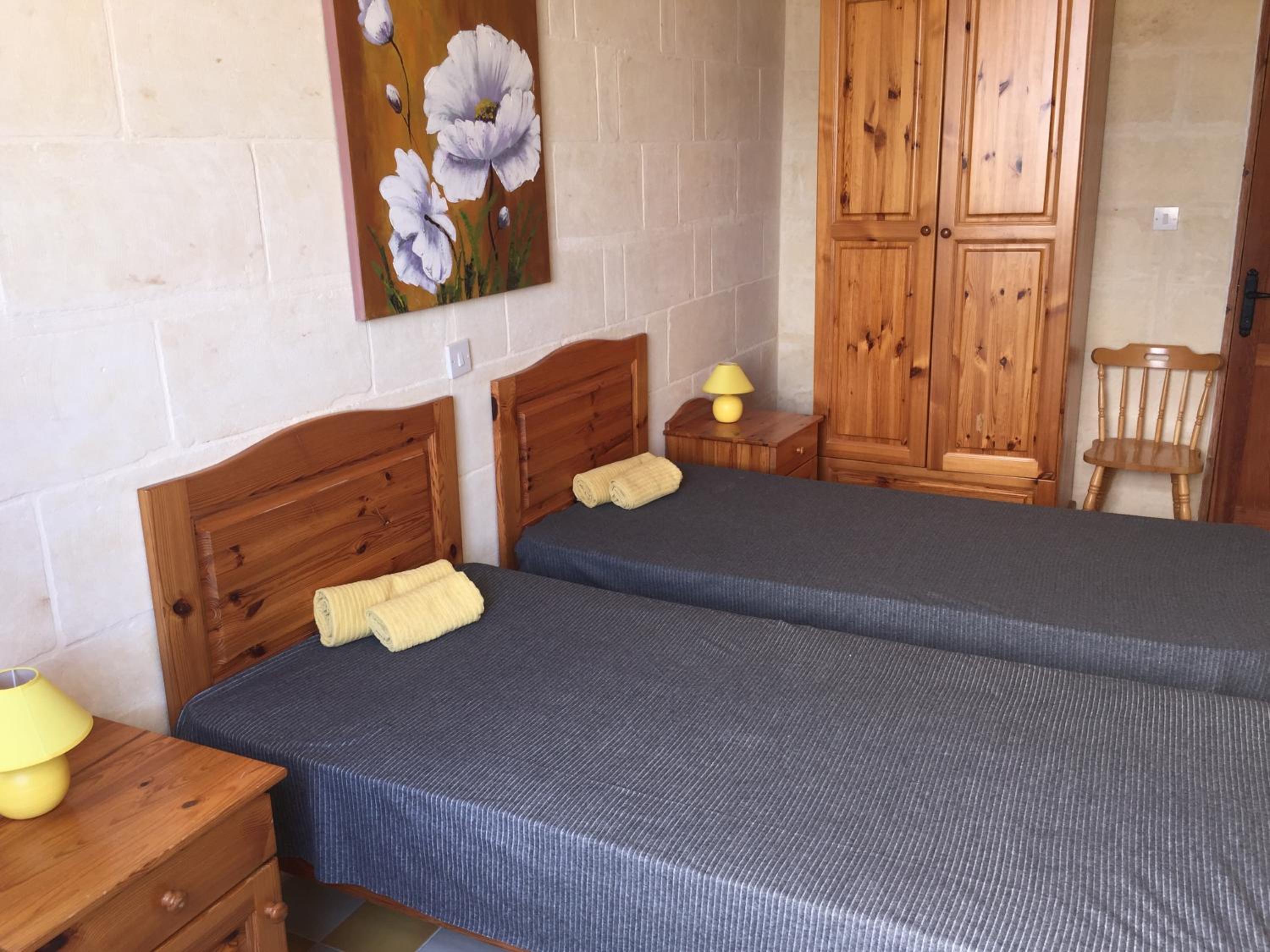 Twin Room with Pool View