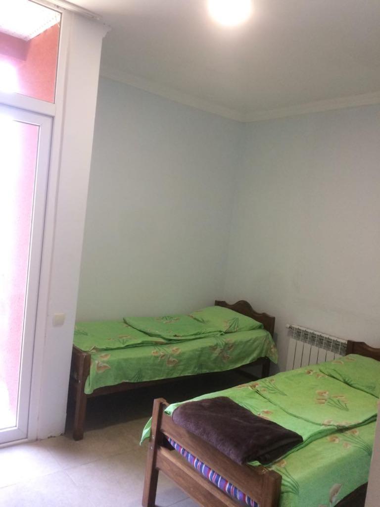 Twin Room with Bathroom photo 3