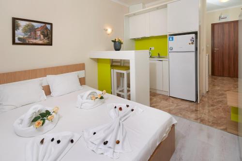 Studio with Double Bed
