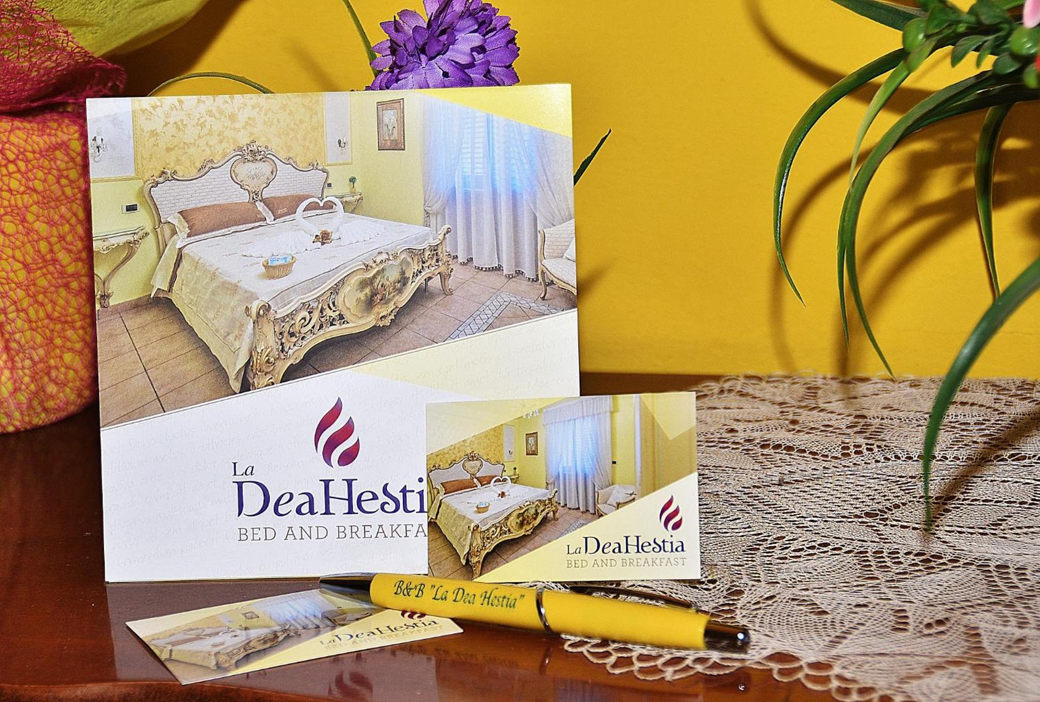 Double Room - Photo 8