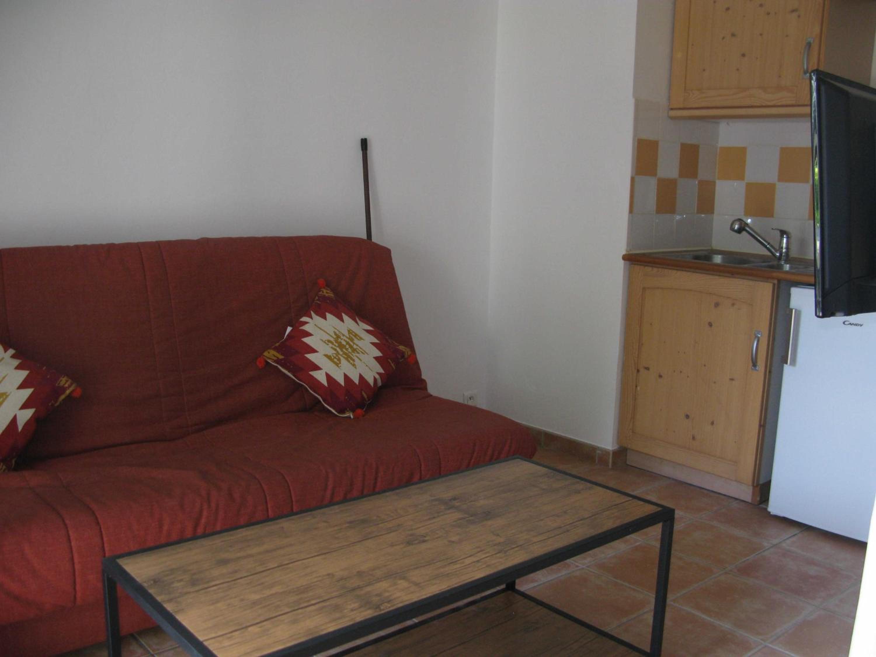 Double or Twin Room - Photo 4