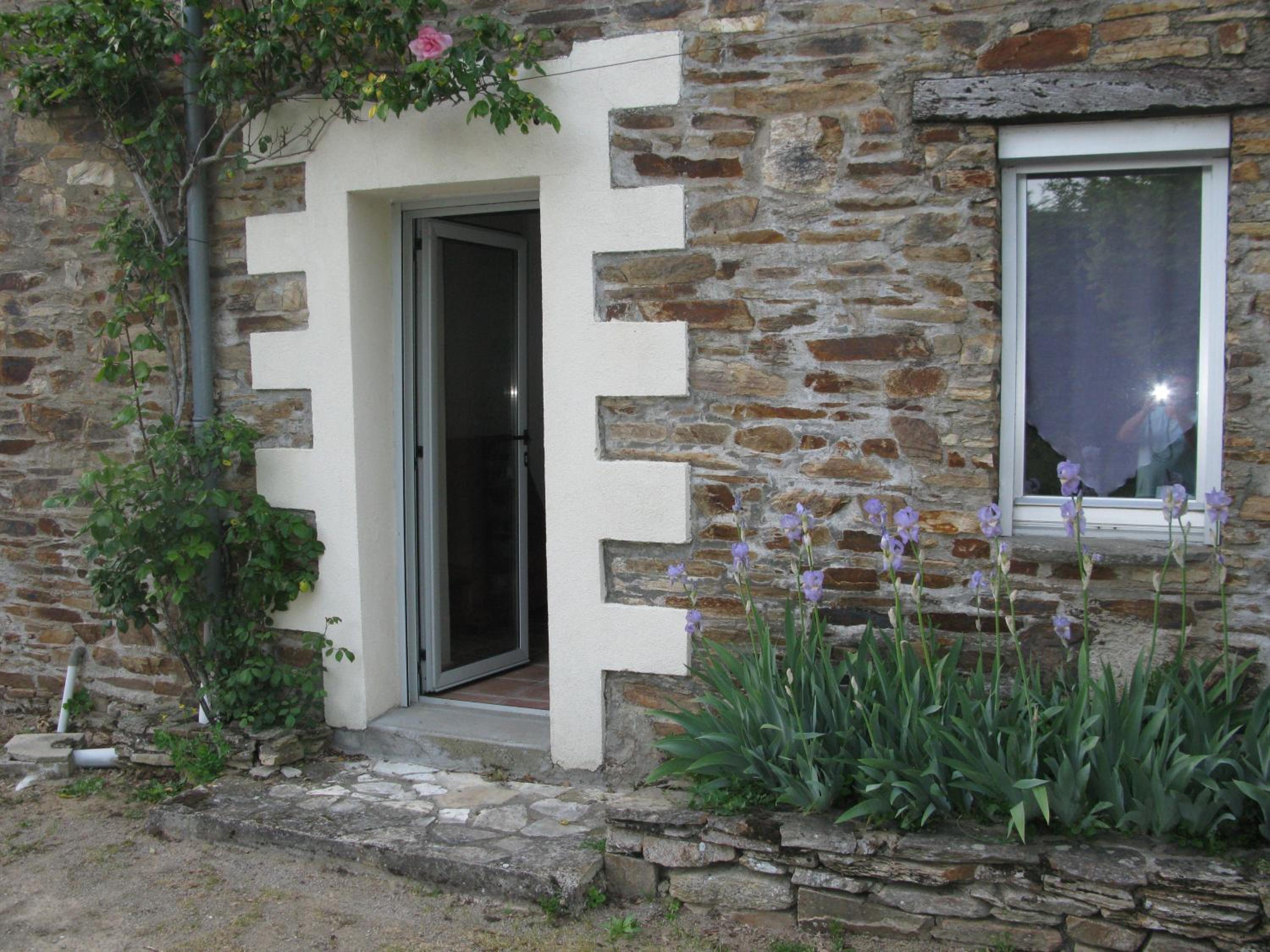 Double or Twin Room - Photo 2