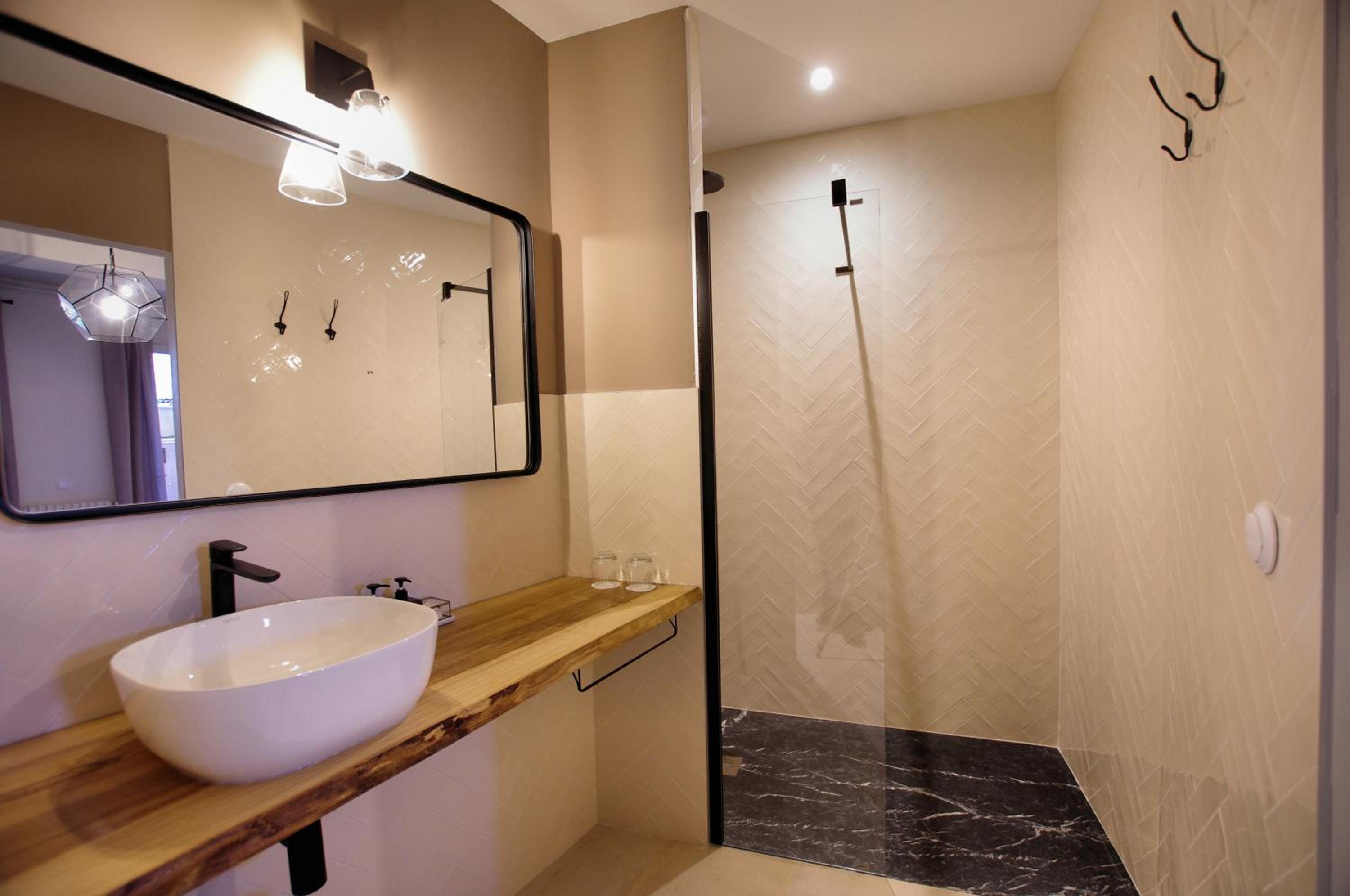 Double Room with Patio photo 2