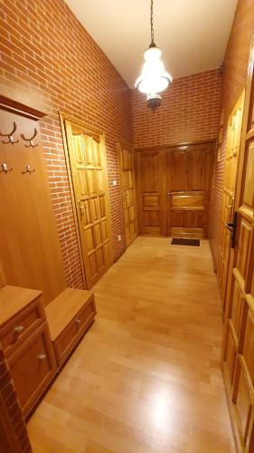 Standard Twin Room with Shared Bathroom photo 1