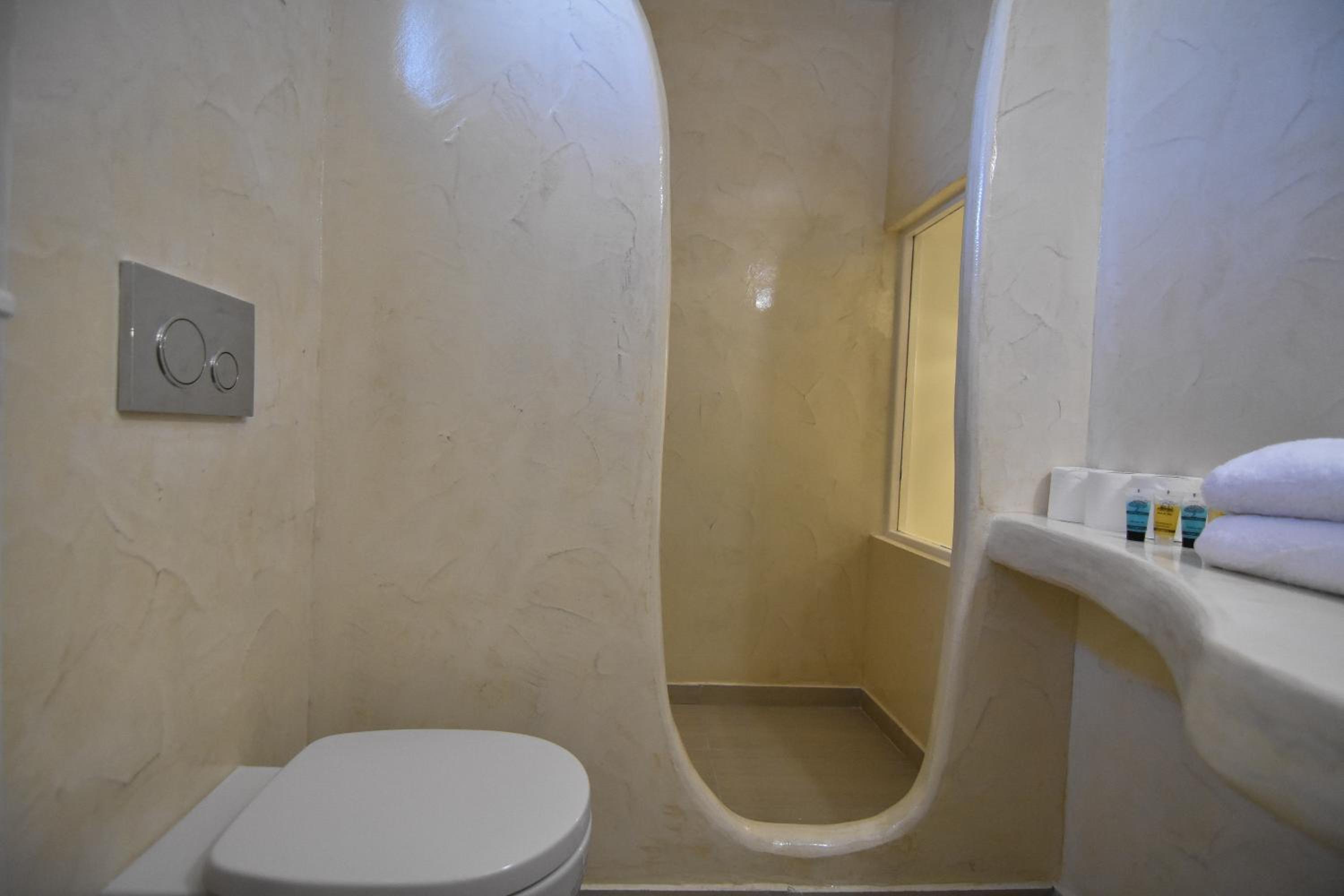 Junior Suite with Hot Tub (Adults only) - Photo 11