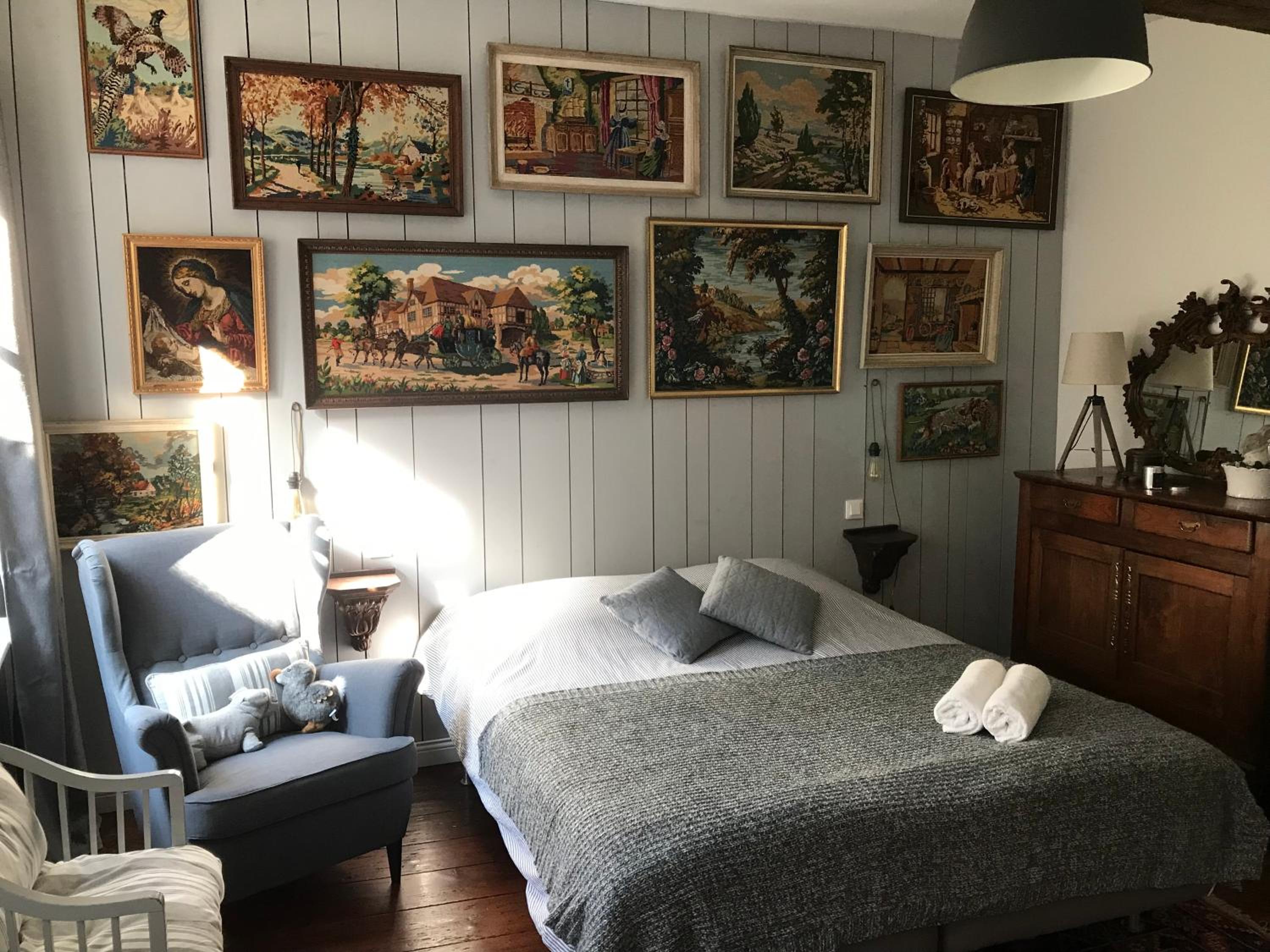 Deluxe Room - Photo 5