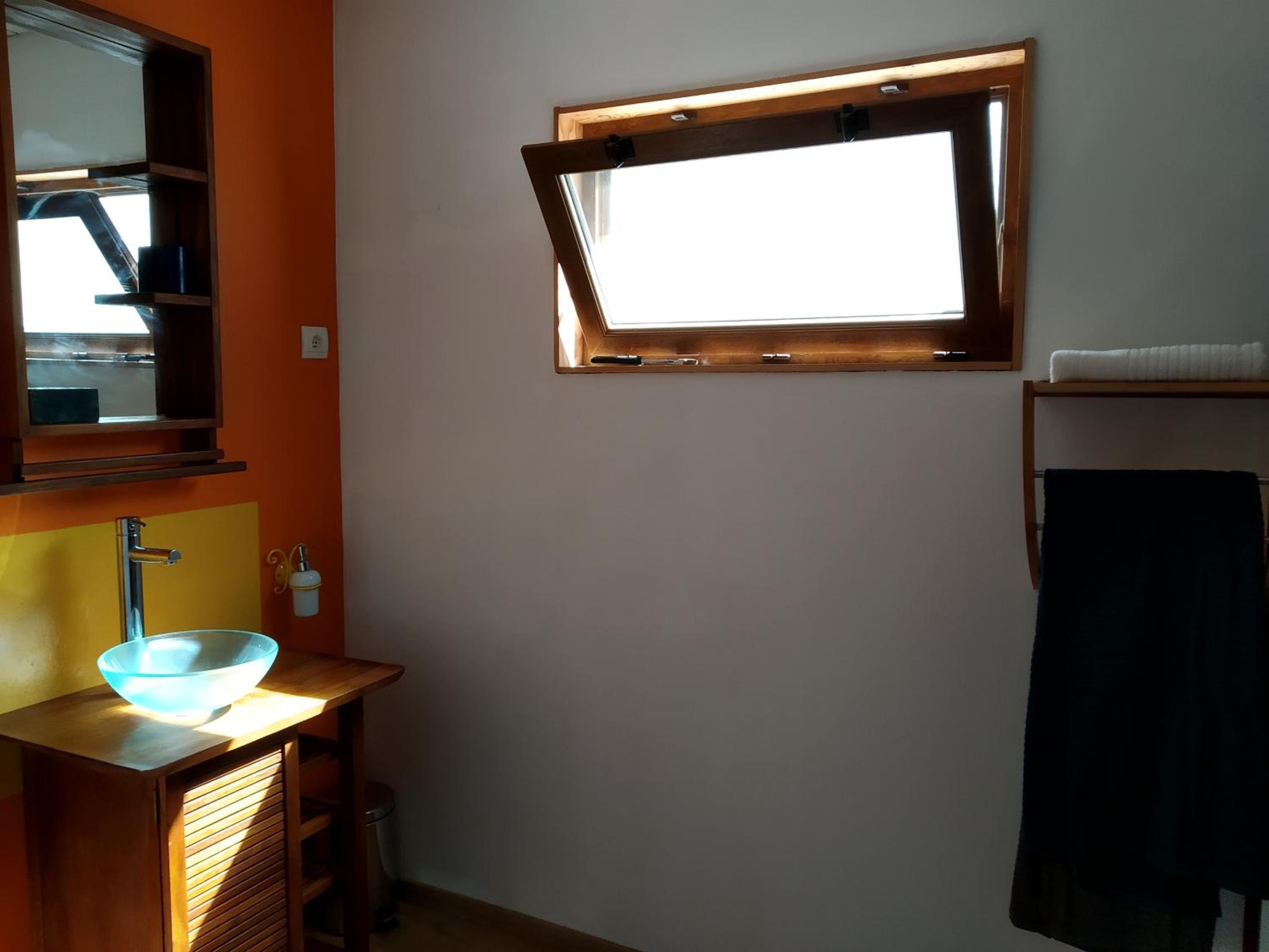 Double Room with Mountain View - Photo 1