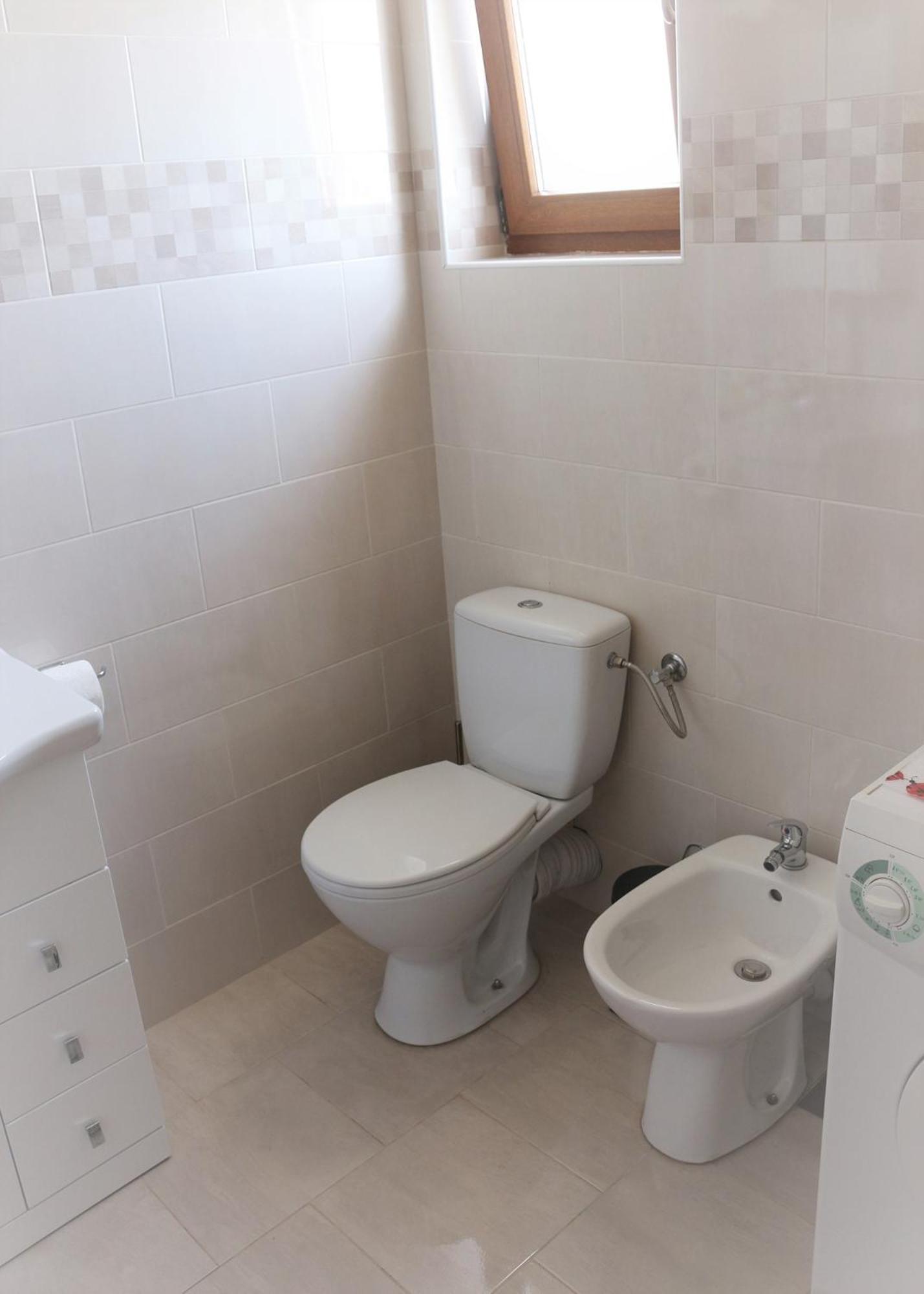 Apartment - Photo 51