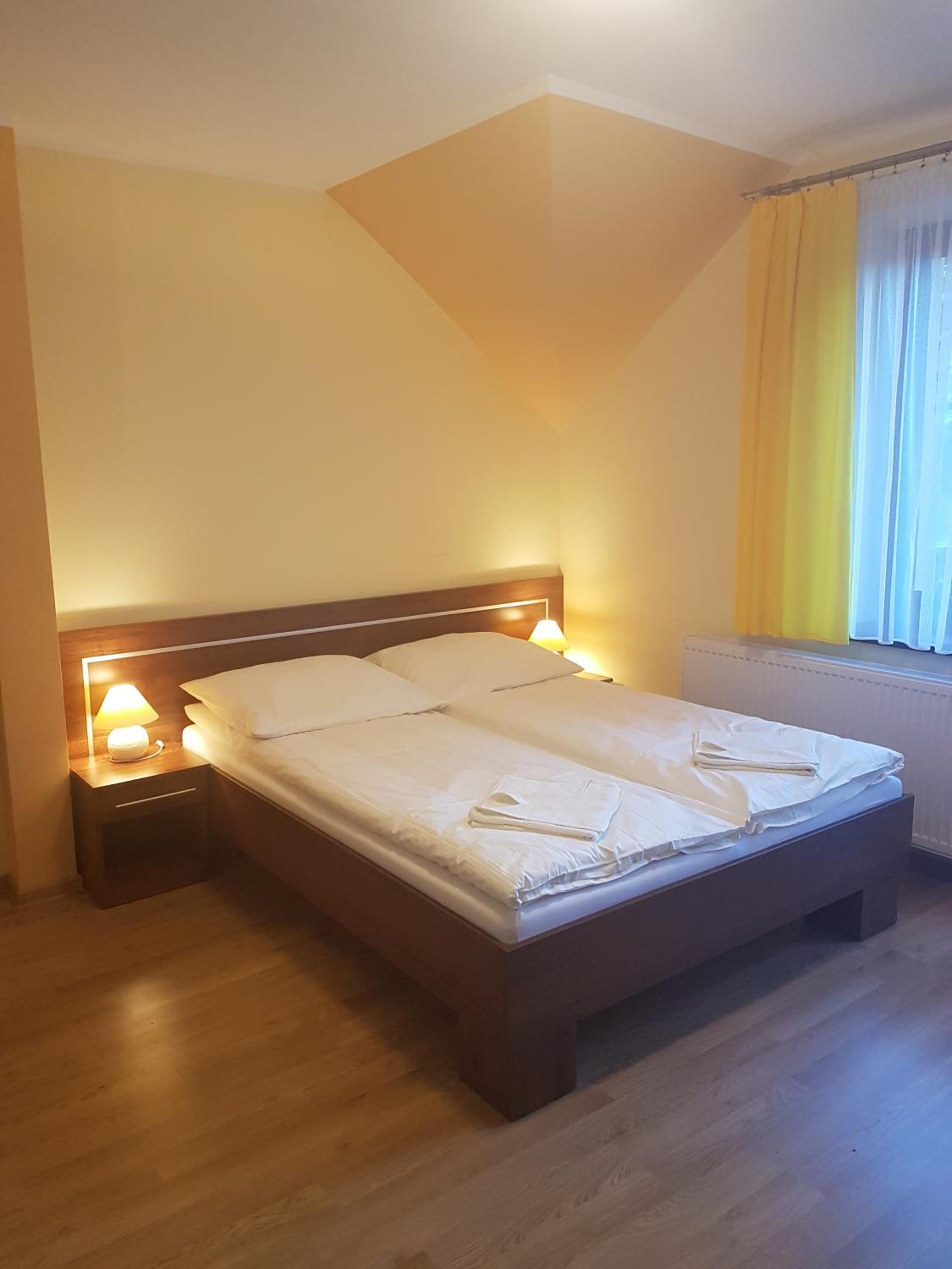 Double Room with Private Bathroom photo 1