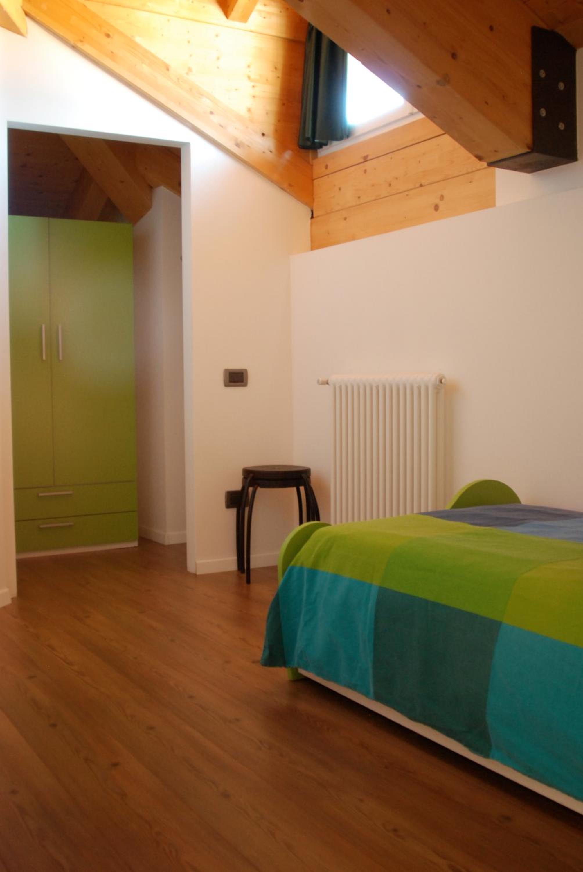 Two-Bedroom Apartment - Attic (2-6 Adults)