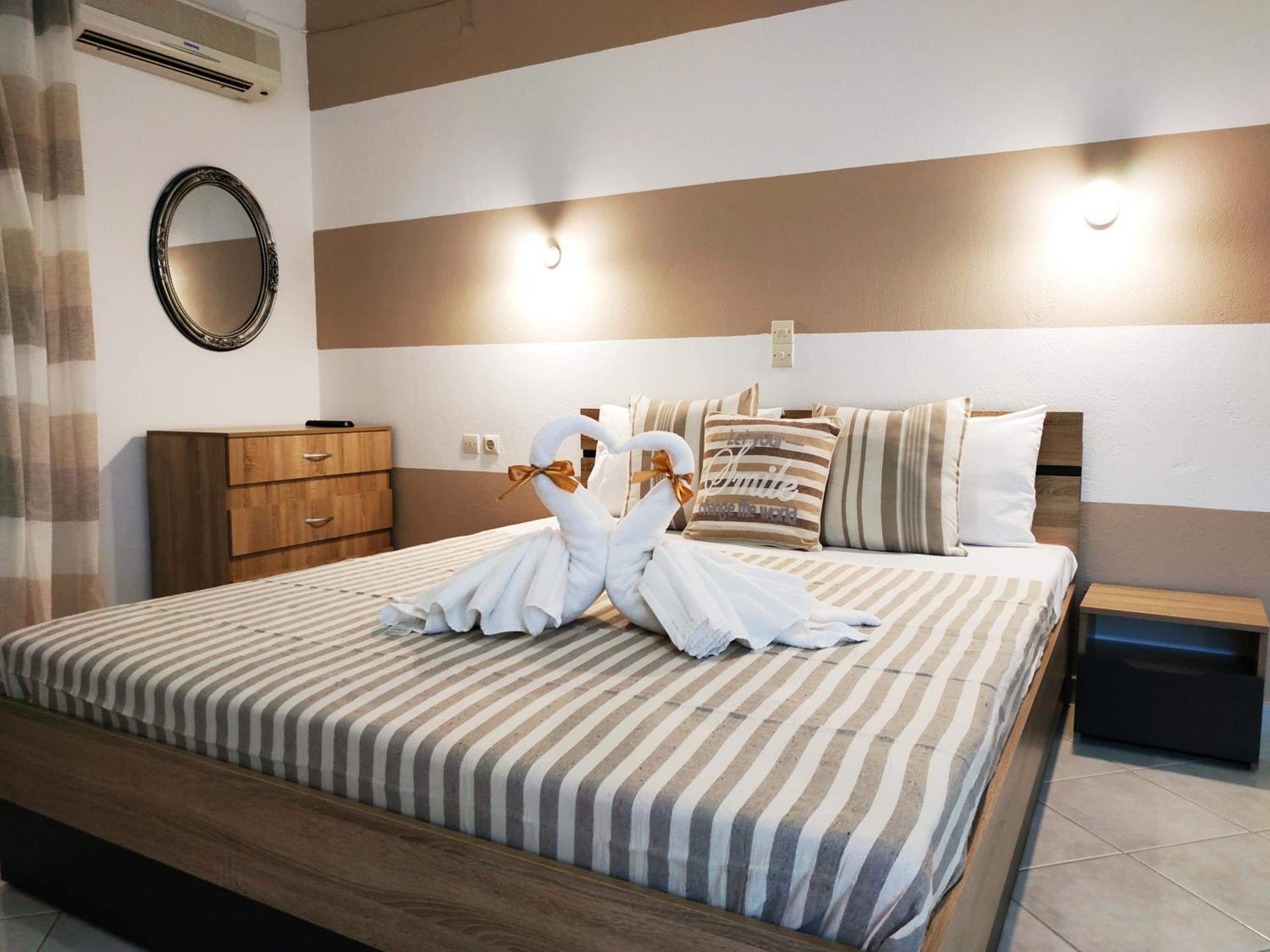 Quadruple Room - Photo 4
