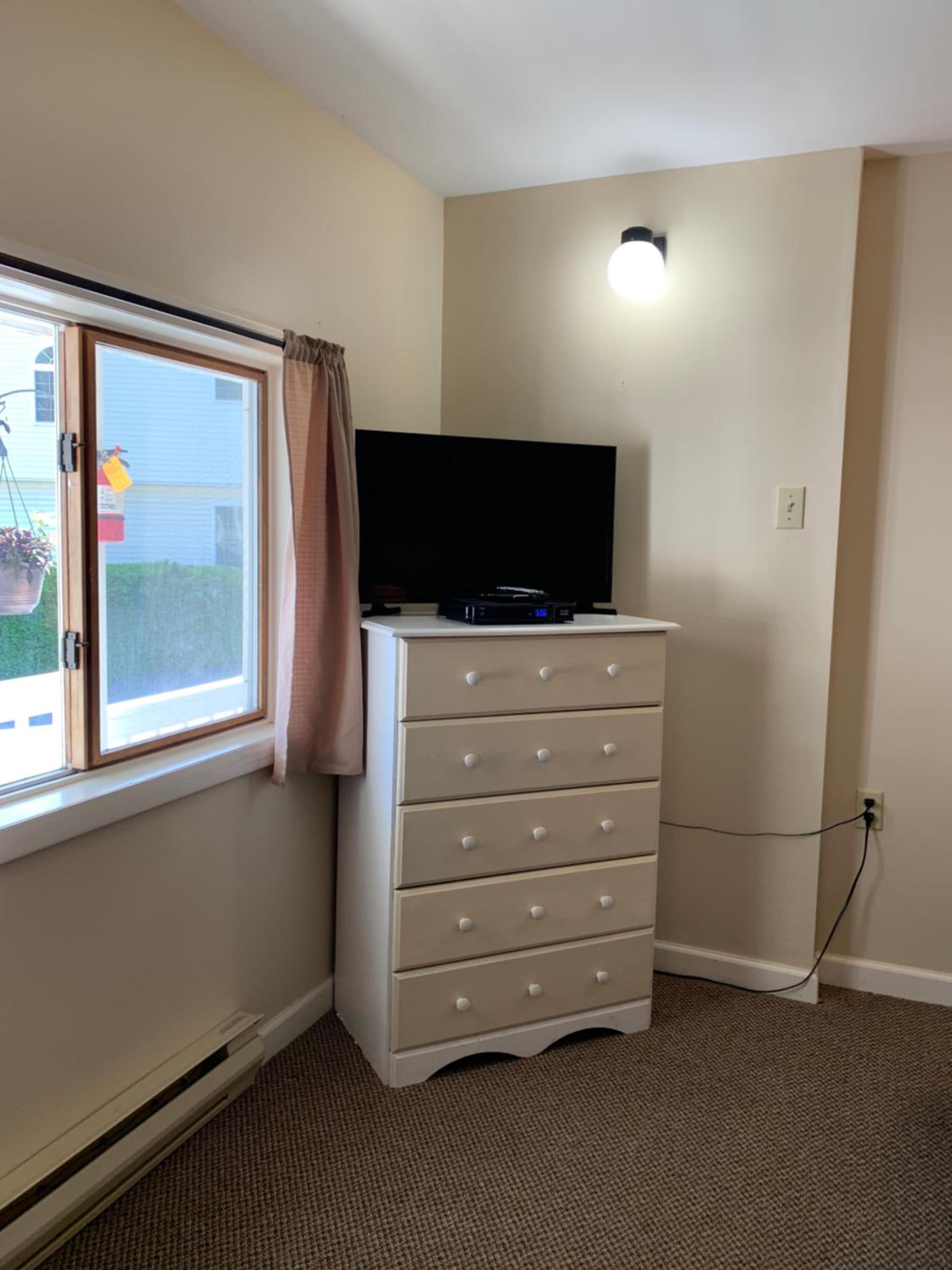 Deluxe Queen Studio