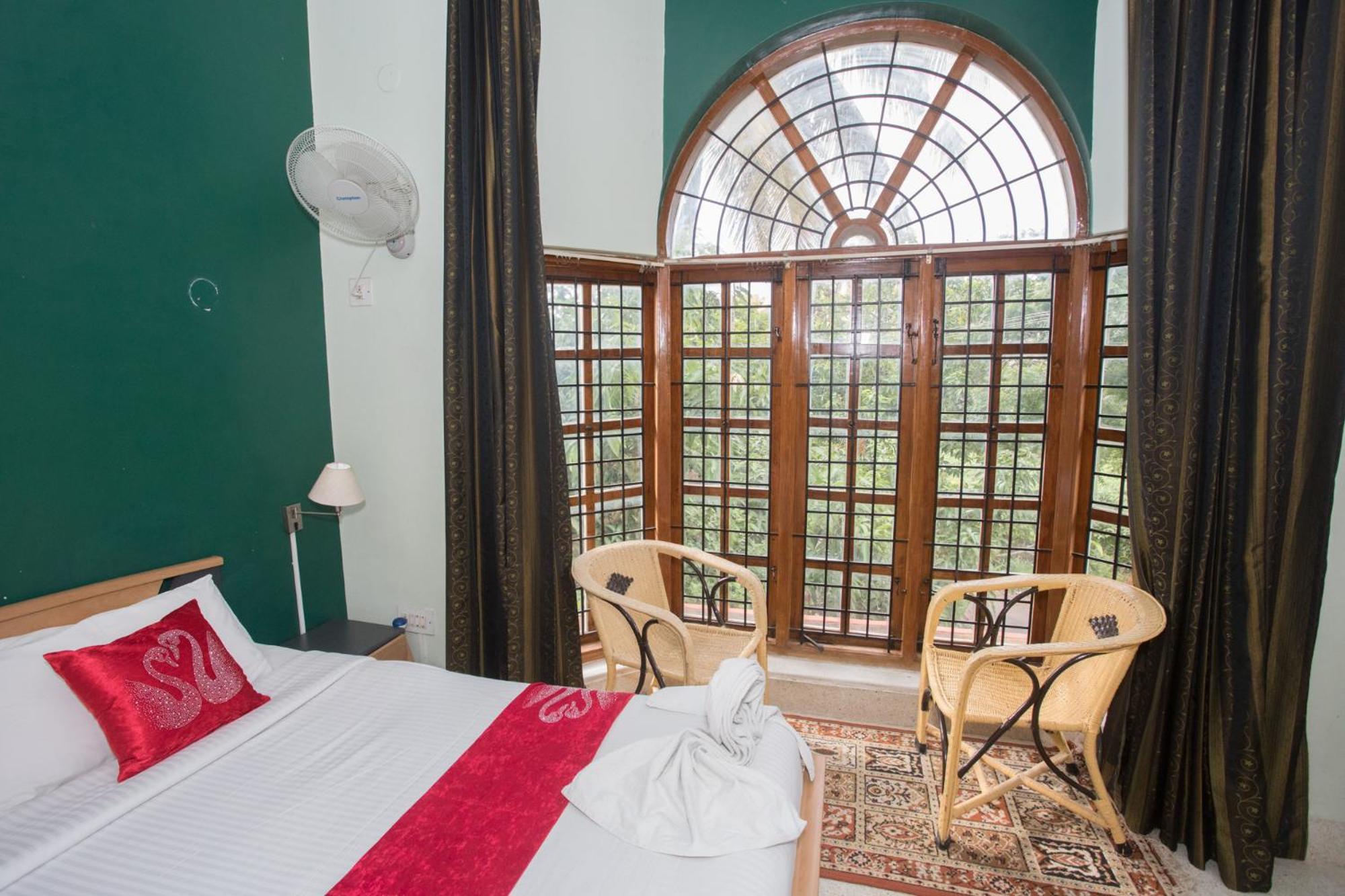 King Room with Balcony photo 3