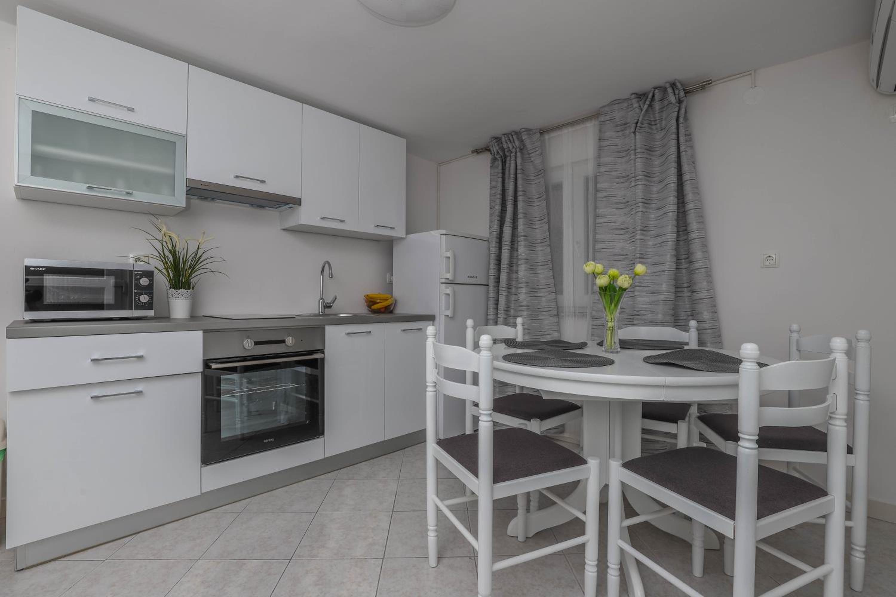 Apartment - Ground Floor photo 1