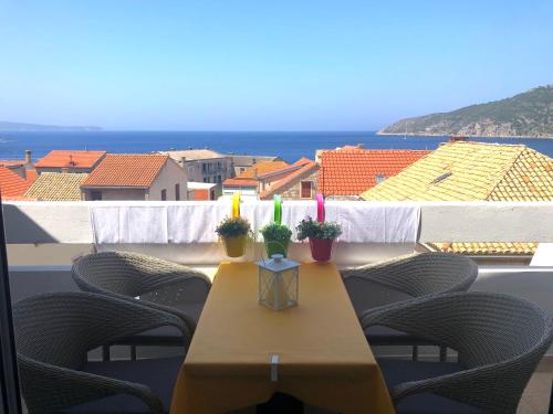 Two-Bedroom Apartment with Sea View photo 1