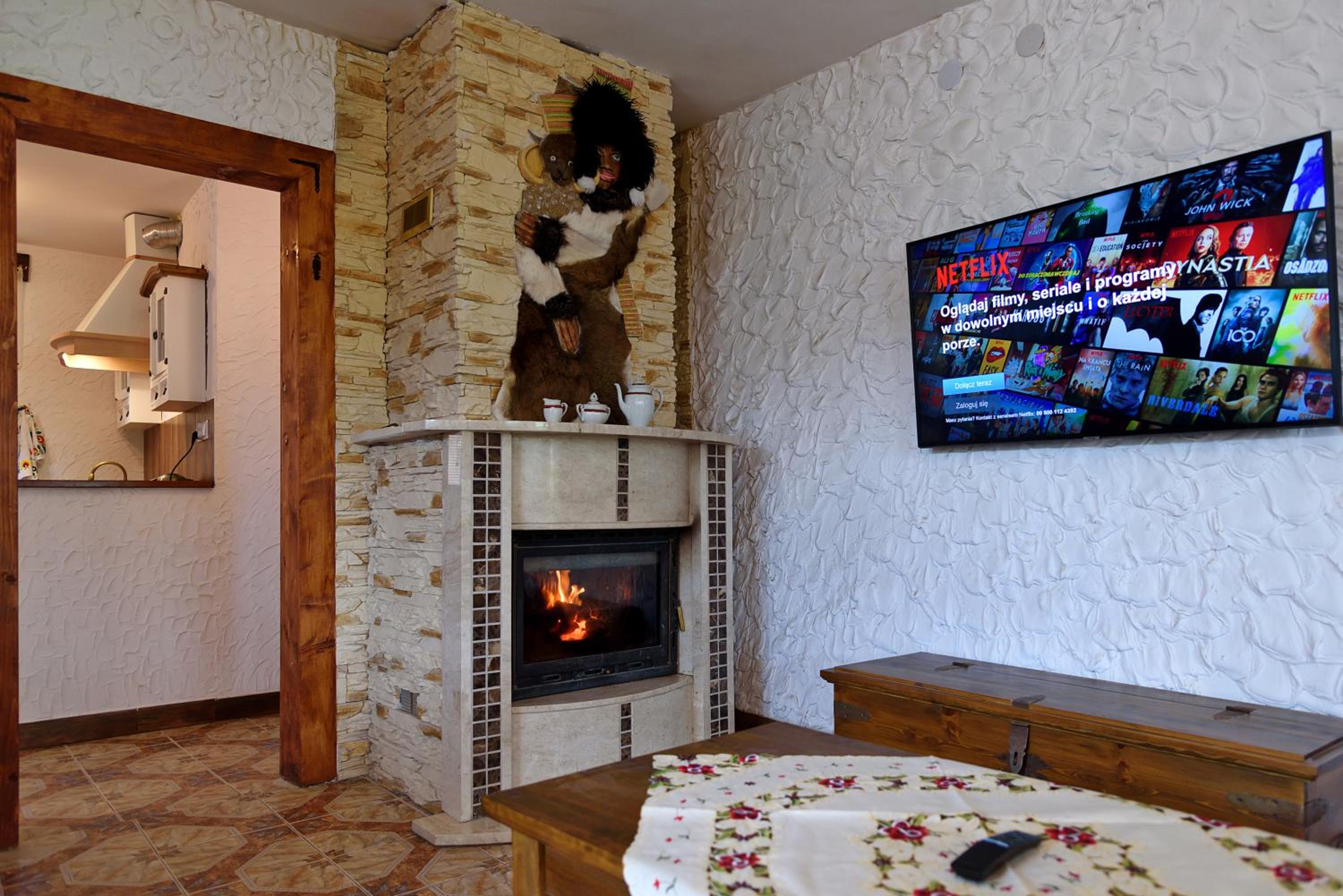 Apartment - Photo 2