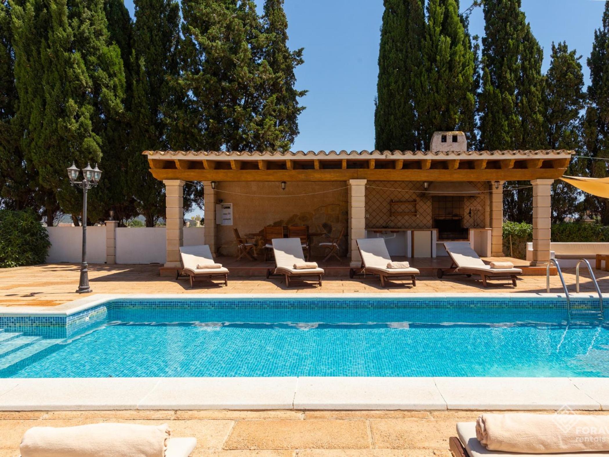 Villa with Private Pool photo 1
