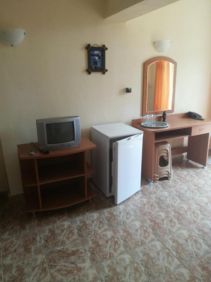 Apartment with Terrace photo 3