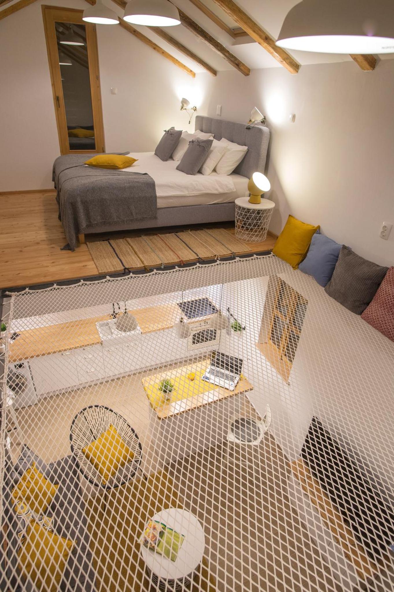 Duplex Apartment - Photo 6