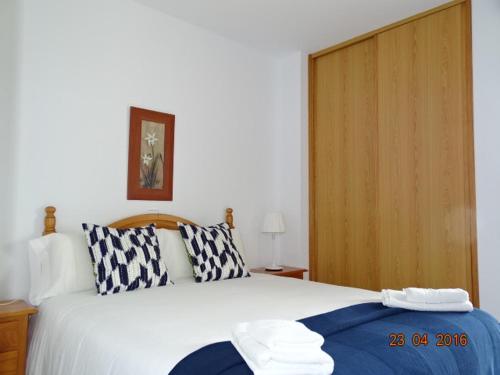 Standard Two-Bedroom Apartment (3-5 Adults)