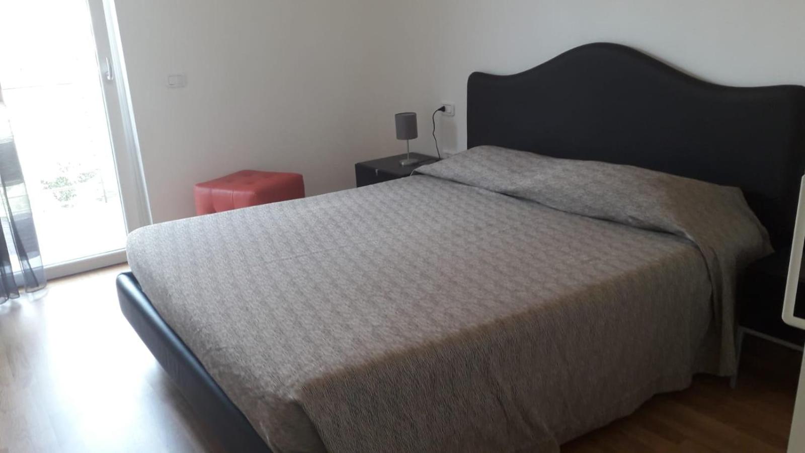 Two-Bedroom Apartment (5 Adults)
