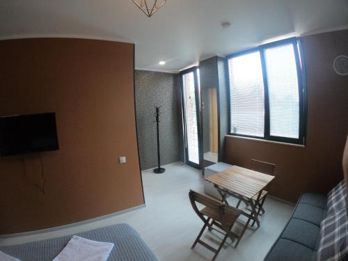 Deluxe Double Room with Shower