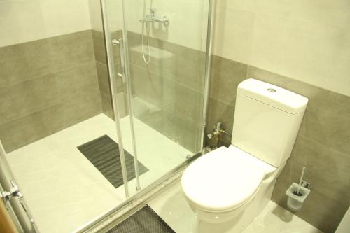 Deluxe Double Room with Shower