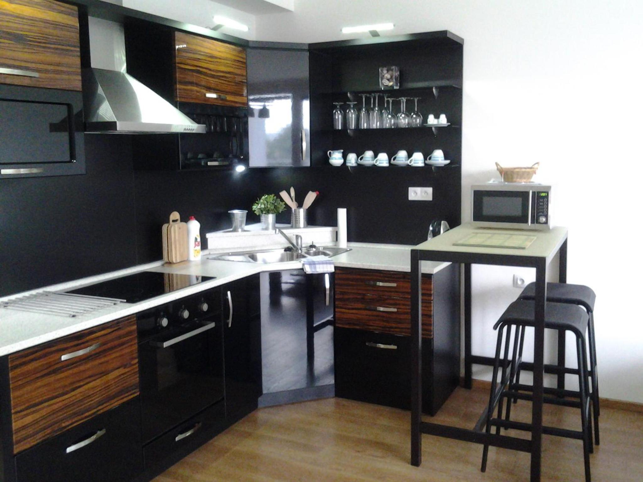 Apartment photo 2