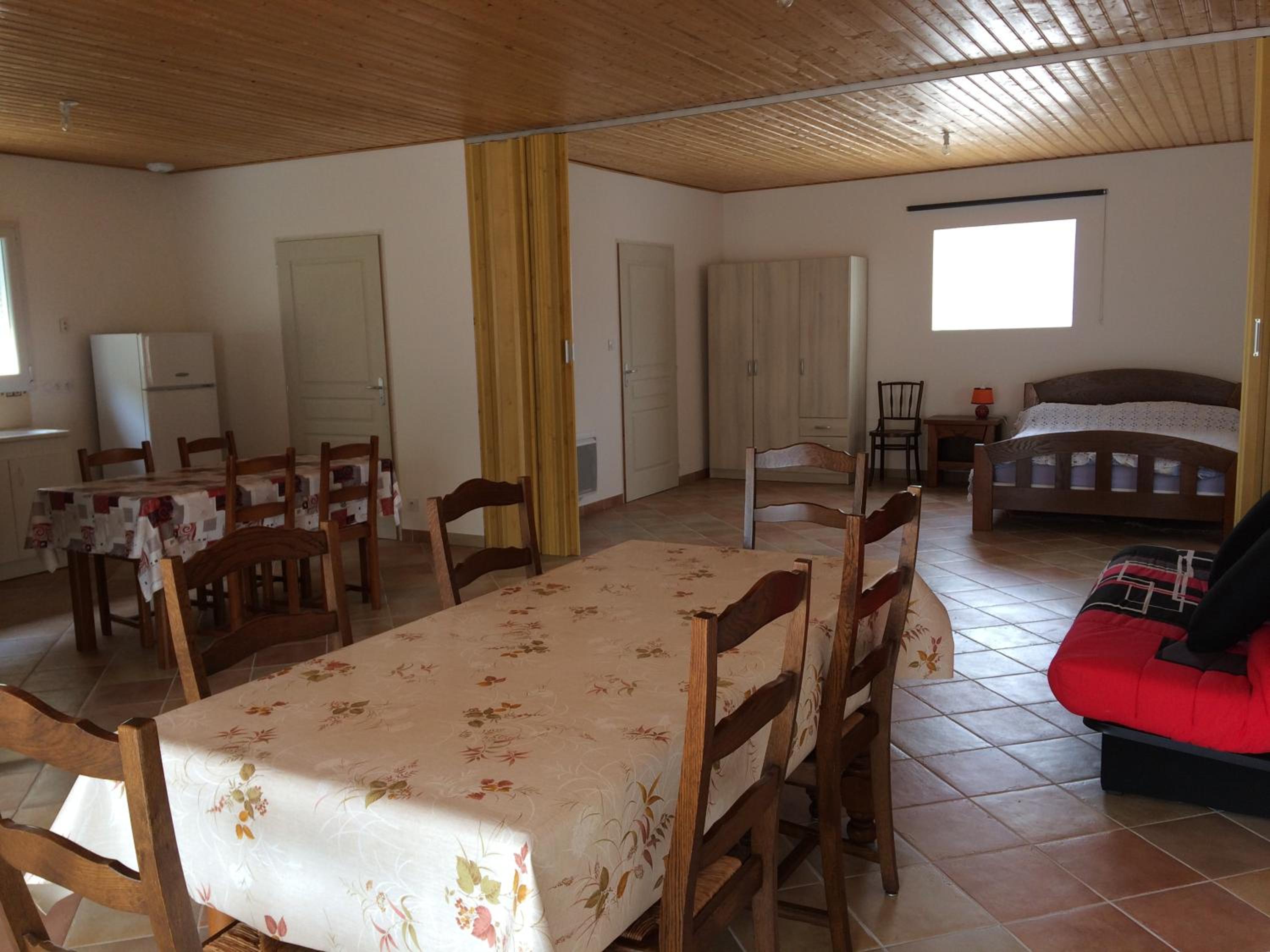 One-Bedroom House photo 2