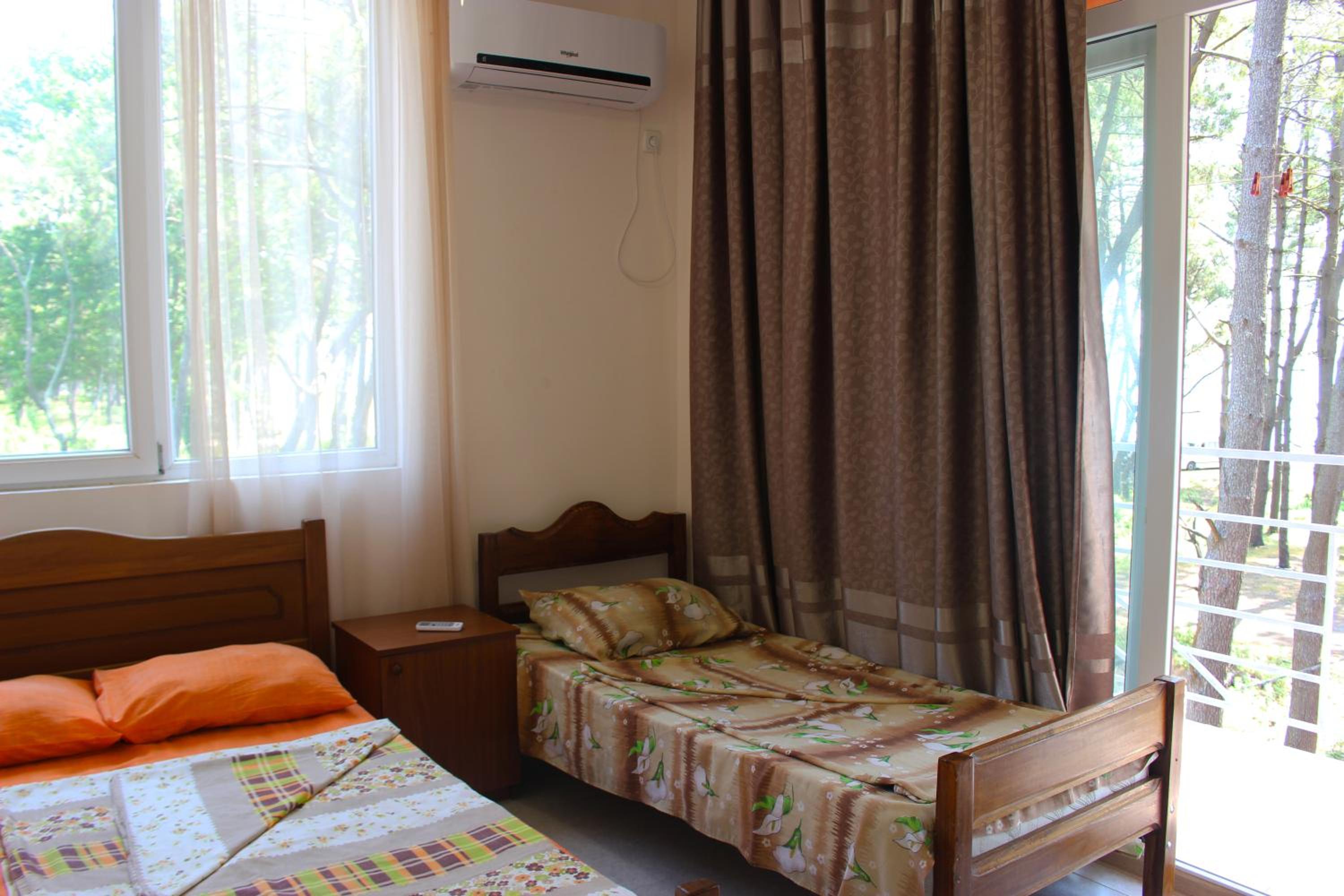 Standard Triple Room photo 2