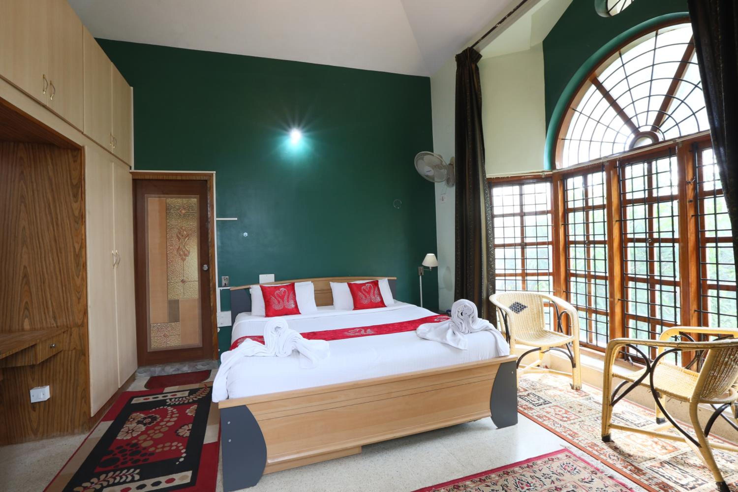 King Room with Balcony photo 2