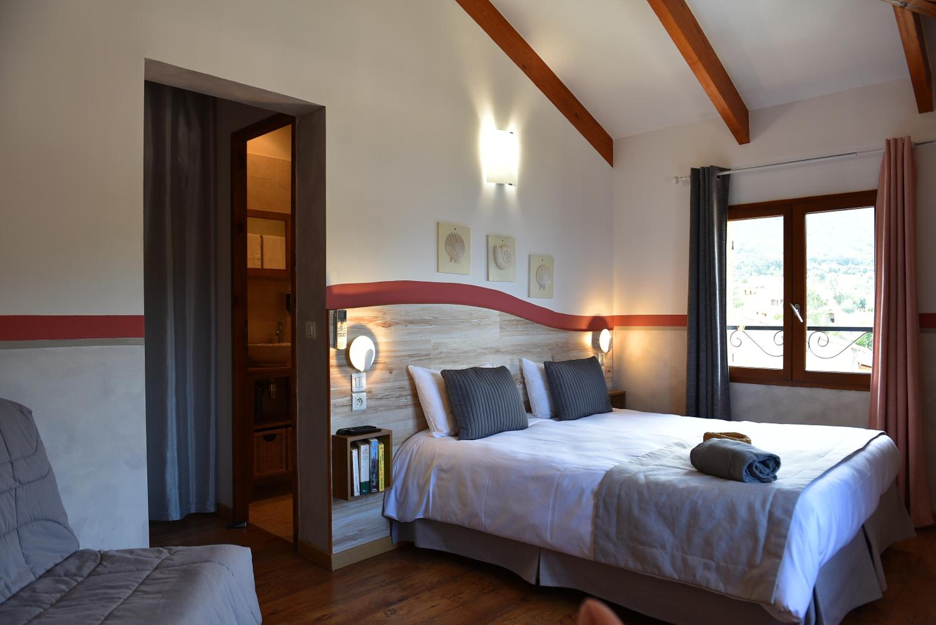 Classic Room with Sea View