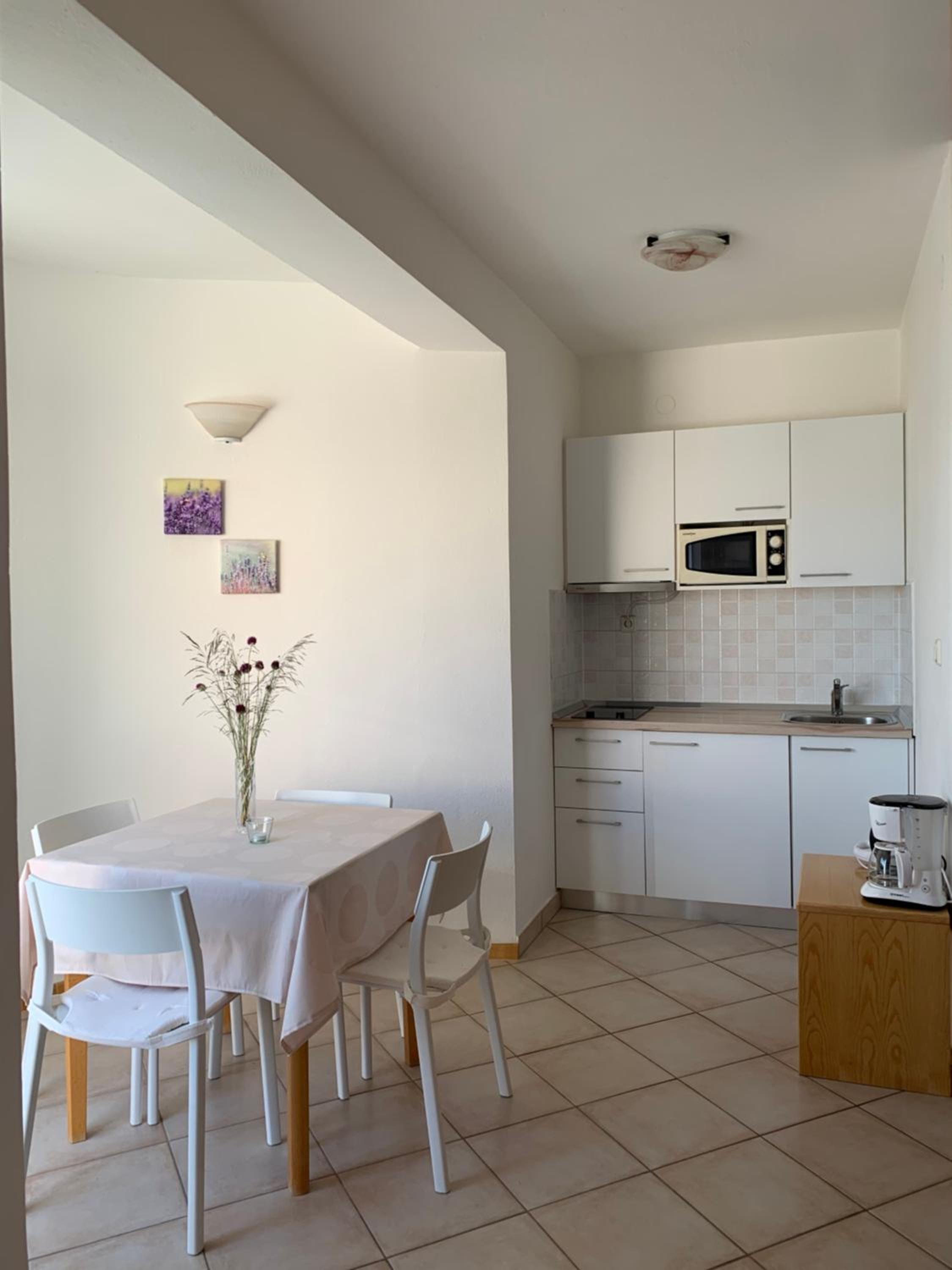 One-Bedroom Apartment with Sea View (3 Adults) photo 1