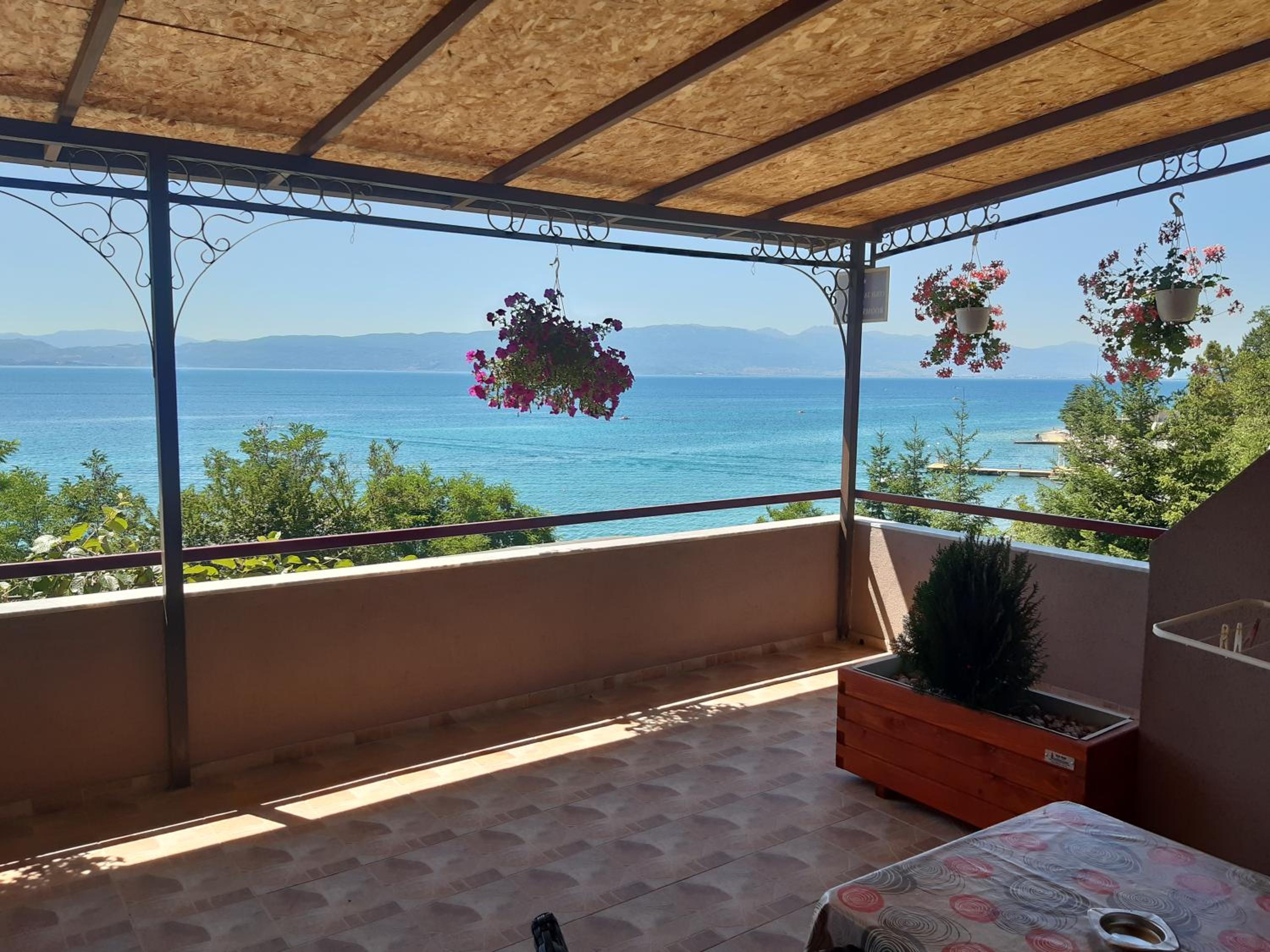Studio with Lake View photo 1