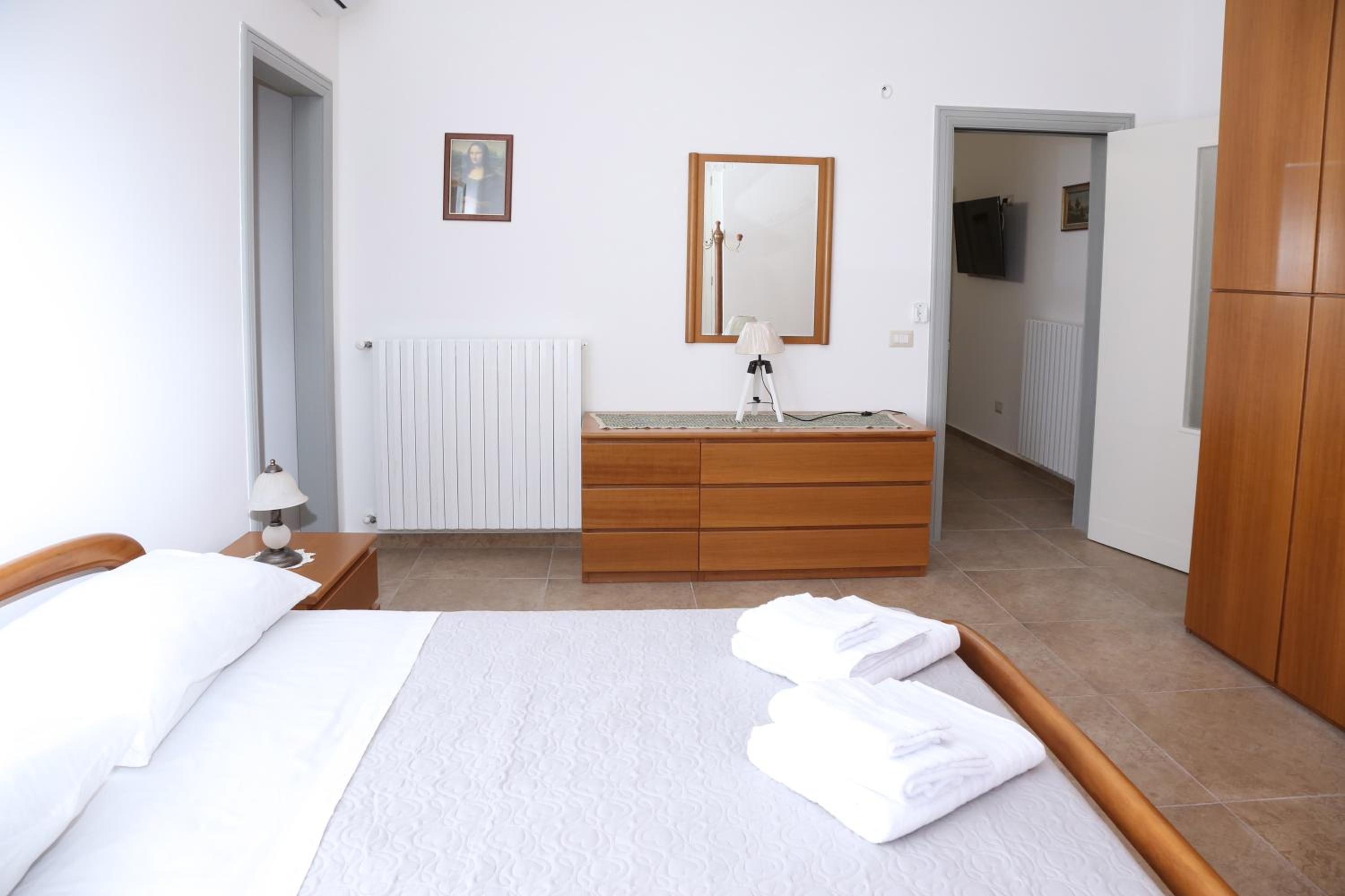 Quadruple Room - Photo 4