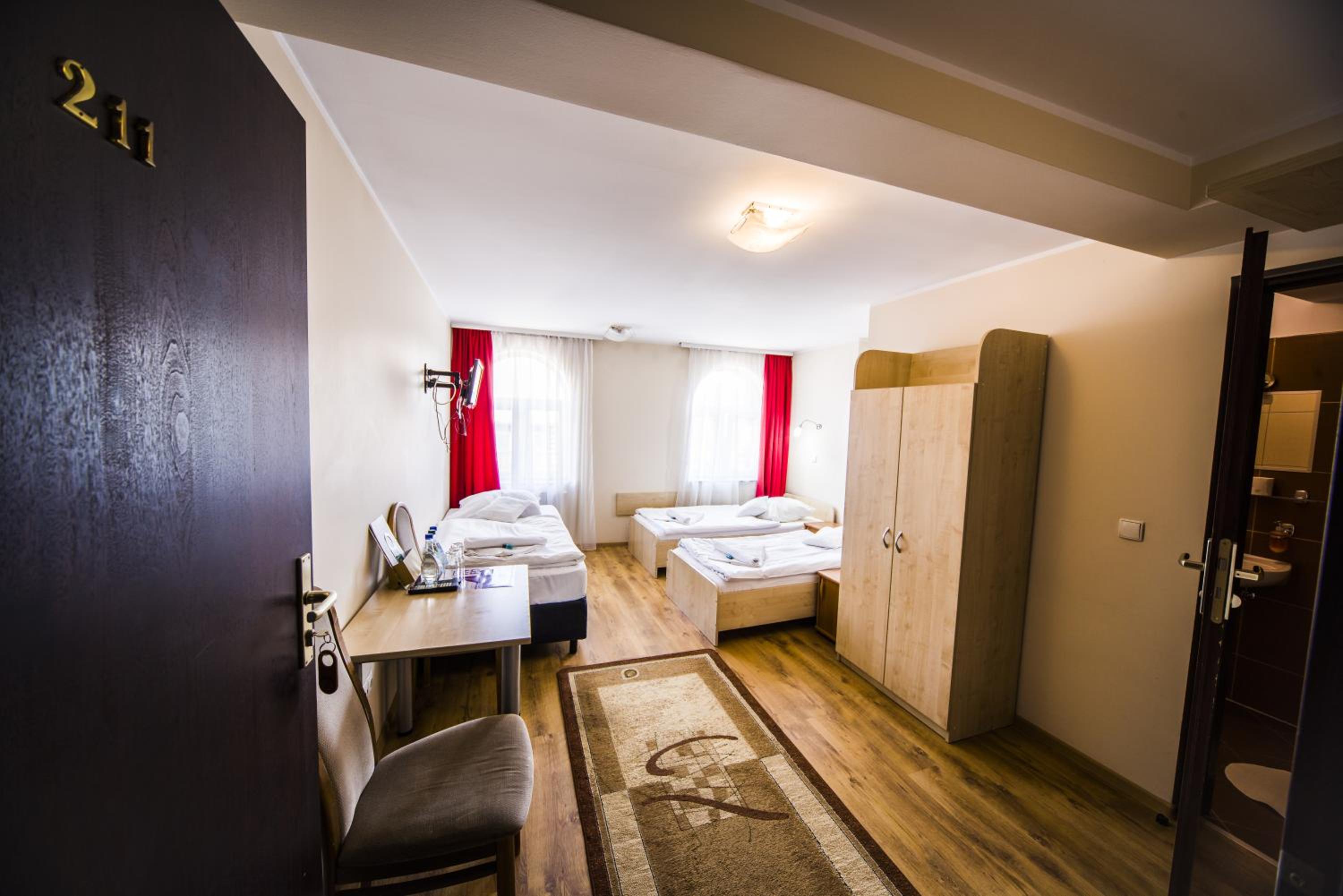 Triple Room - Photo 4