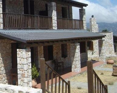 Three-Bedroom Villa - Split Level photo 1