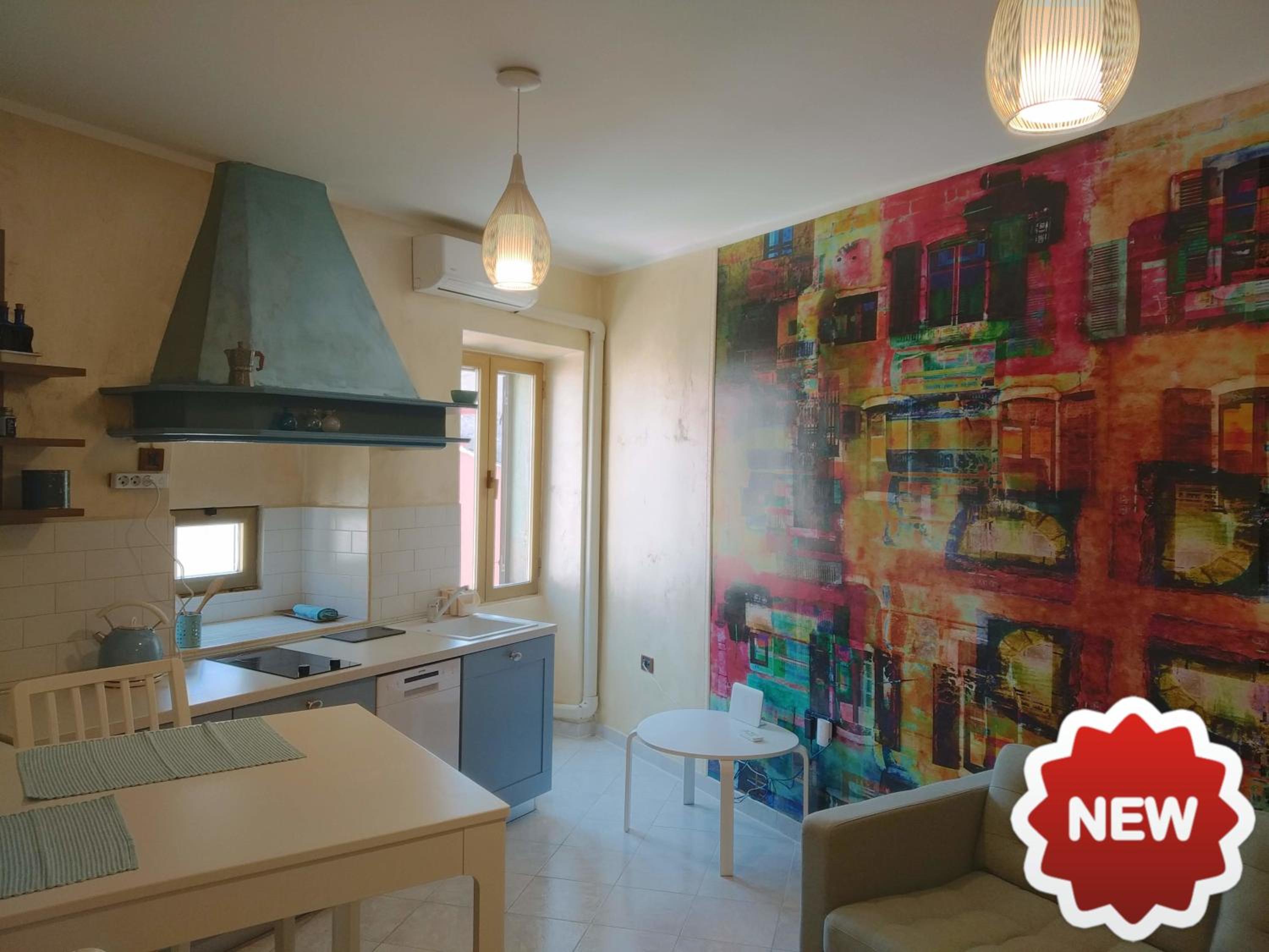 One-Bedroom Apartment - Photo 3