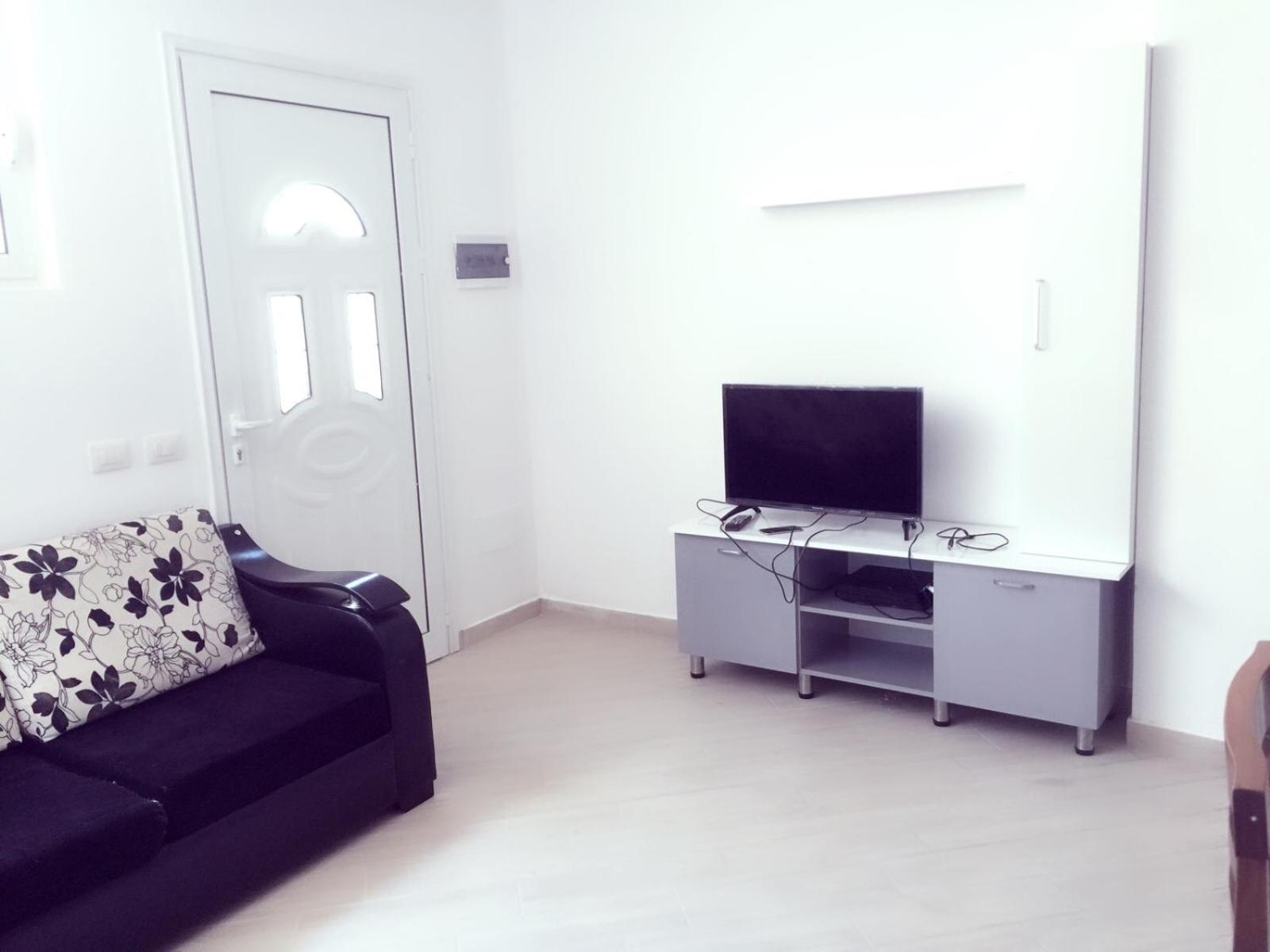 One-Bedroom House photo 2
