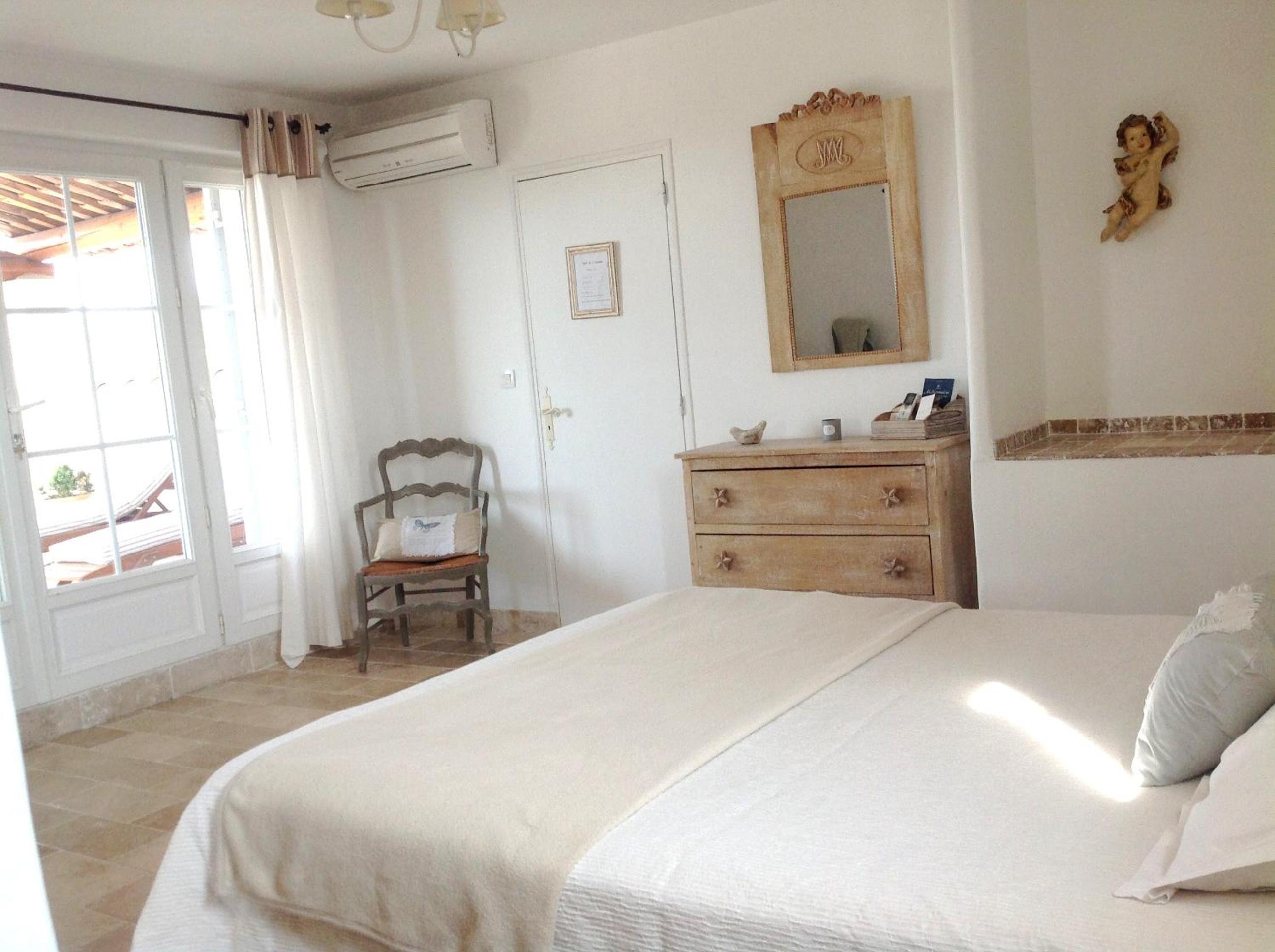 King Room with Mountain View photo 1